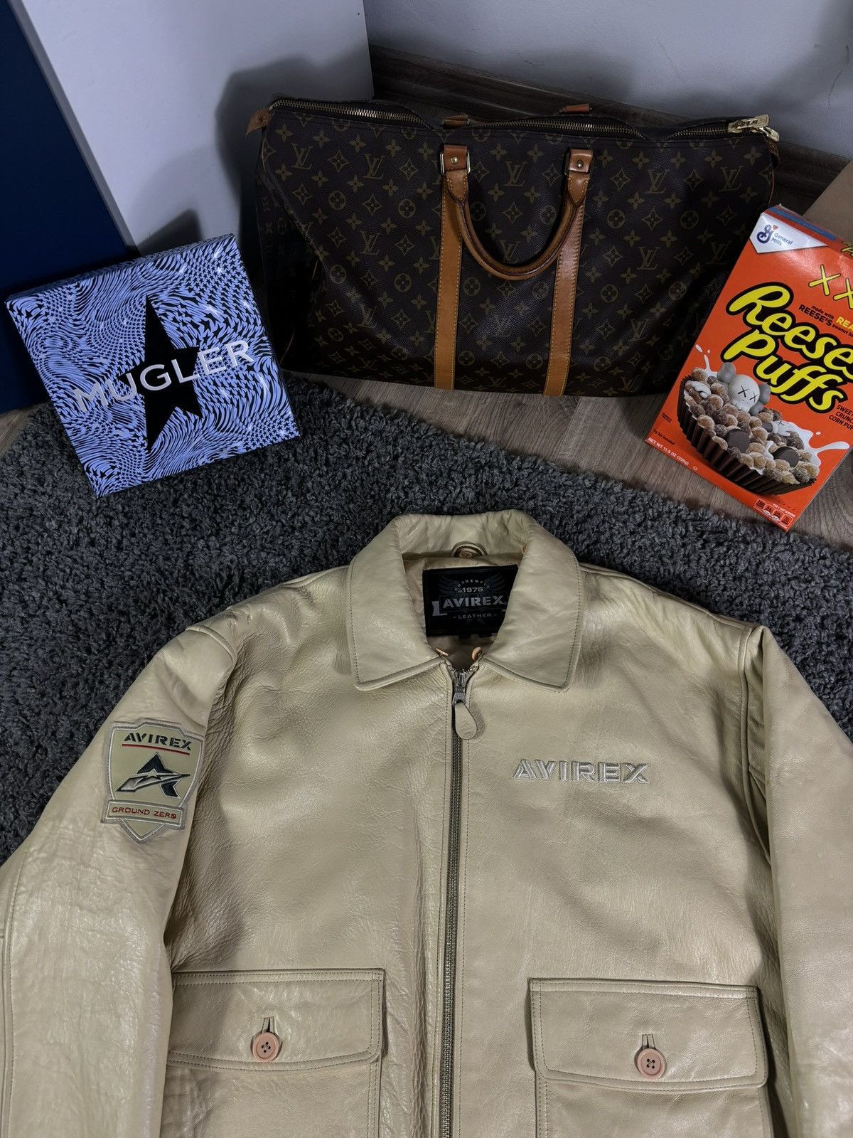 Avirex 🔥VINTAGE VARSITY LEATHER JACKET AVIREX USA FLAG BIG LOGO Size US XL / EU 56 / 4 - 4 Thumbnail