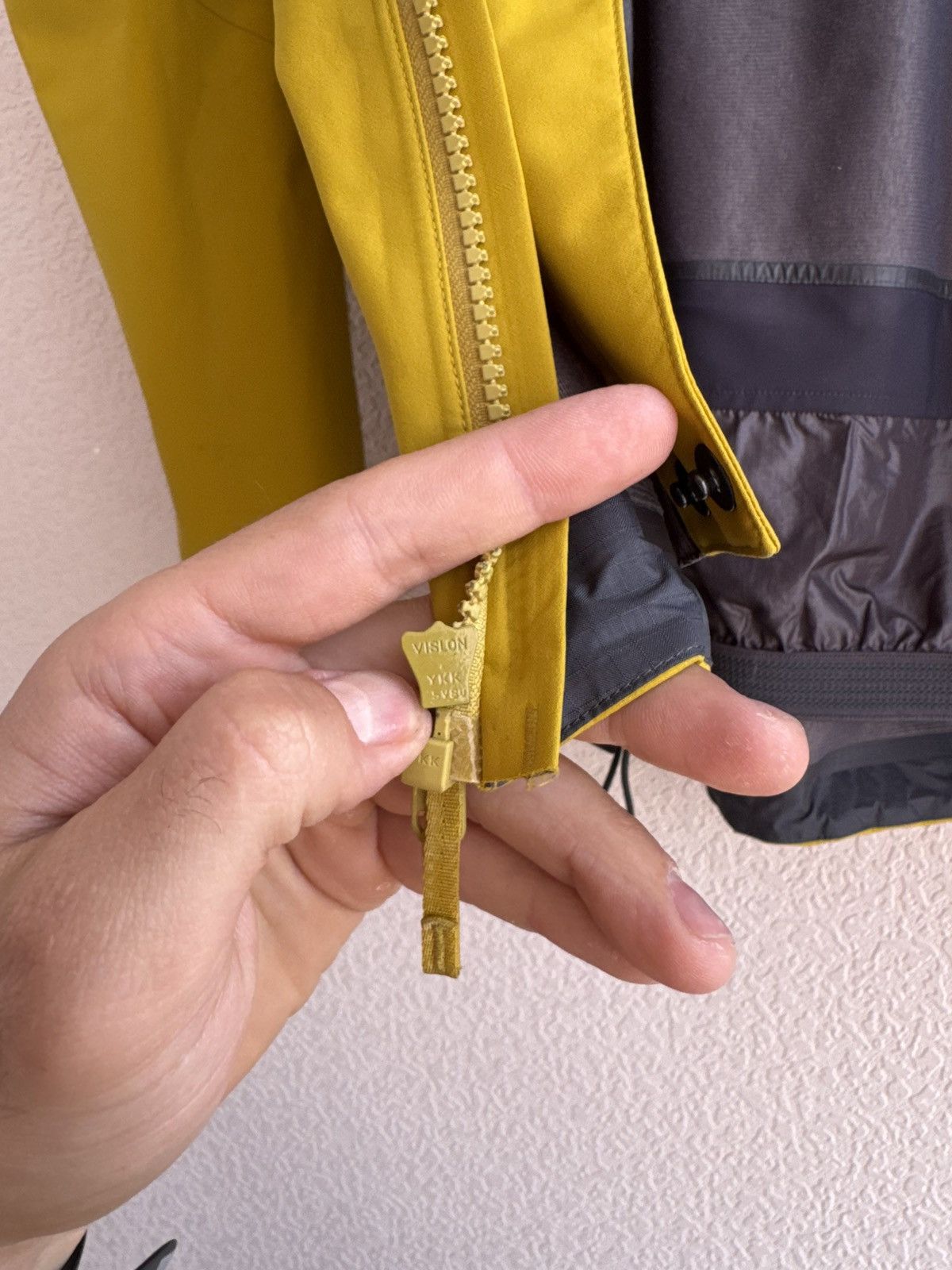 Arc'teryx Arc'teryx Rush Jacket Yellow Gore-tex Pro Snowboard/Ski Size US M / EU 48-50 / 2 - 11 Thumbnail