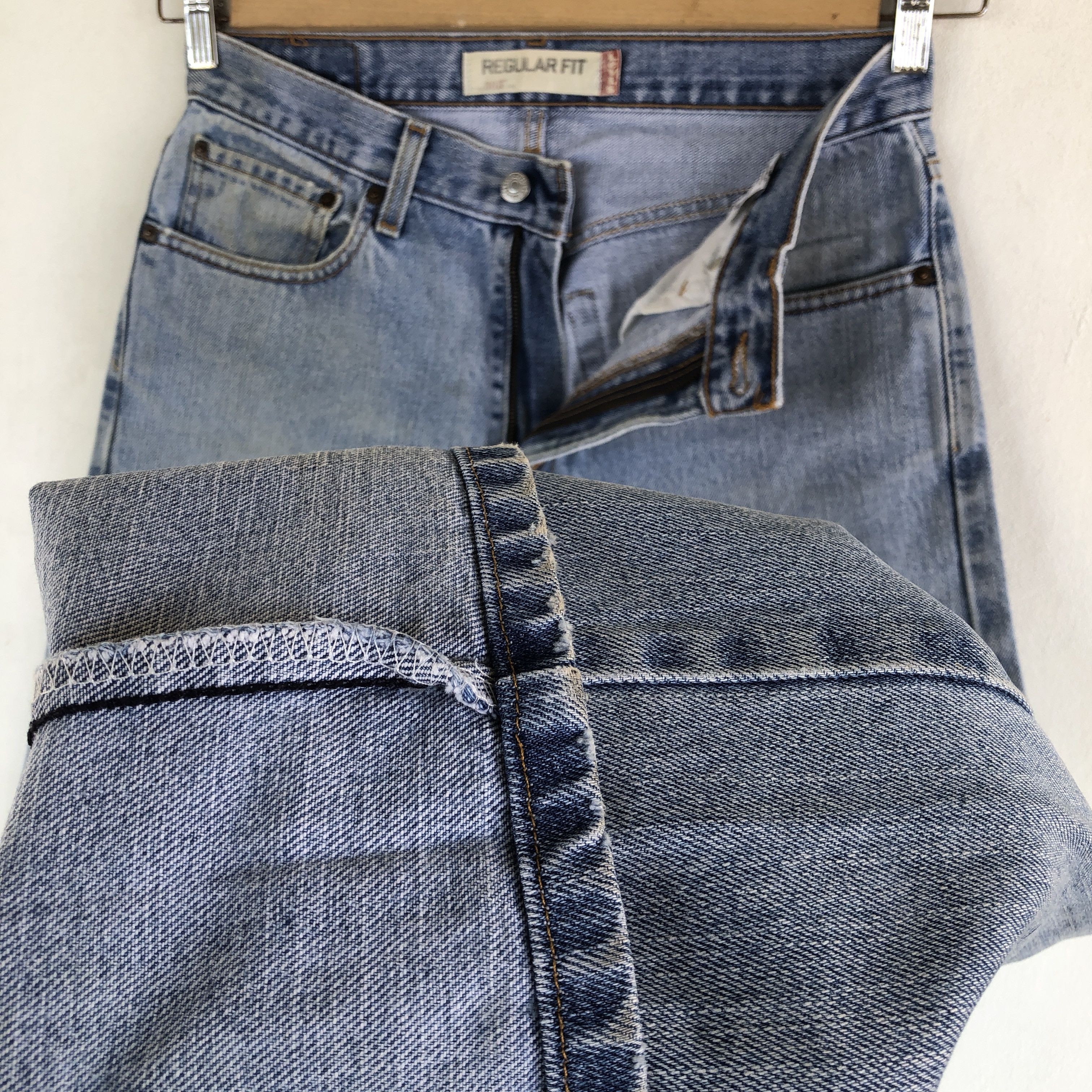 Levi's Vintage Levis 505 Jeans Levi's Sun Faded Light Wash Denim Size US 30 / EU 46 - 8 Thumbnail