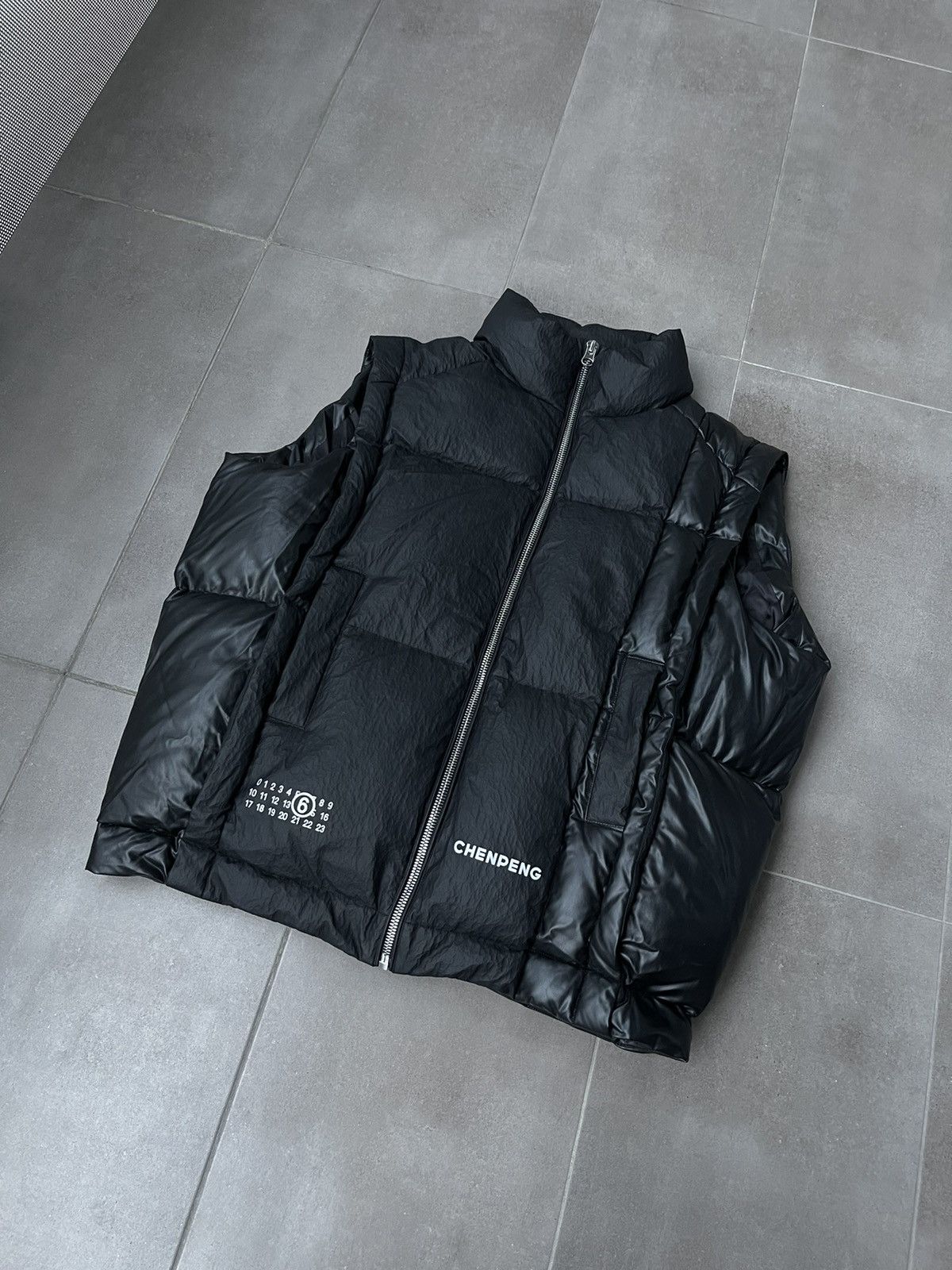 Maison Margiela !DS! AW23 Maison Margiela Chenpeng Black Puffer Gilet Vest Size US M / EU 48-50 / 2 - 9 Thumbnail