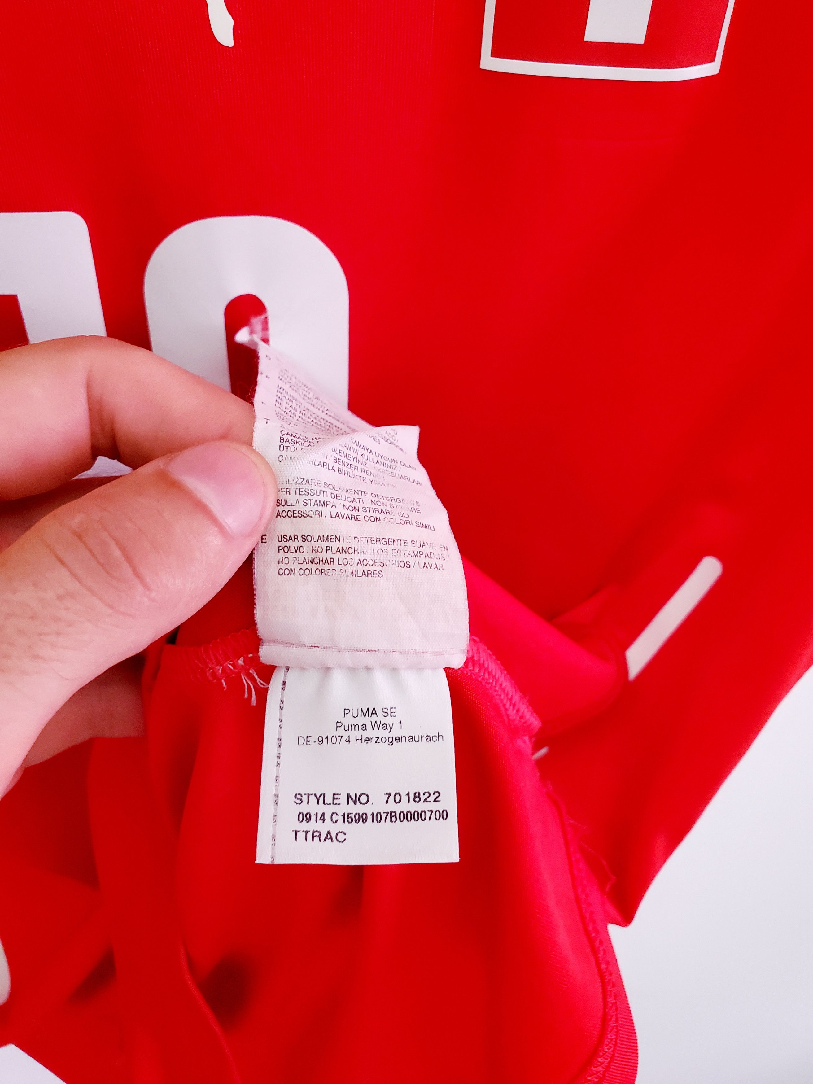Puma SWITZERLAND PUMA HOME Player issue #10 jersey size L Size L / US 10 / IT 46 - 9 Thumbnail