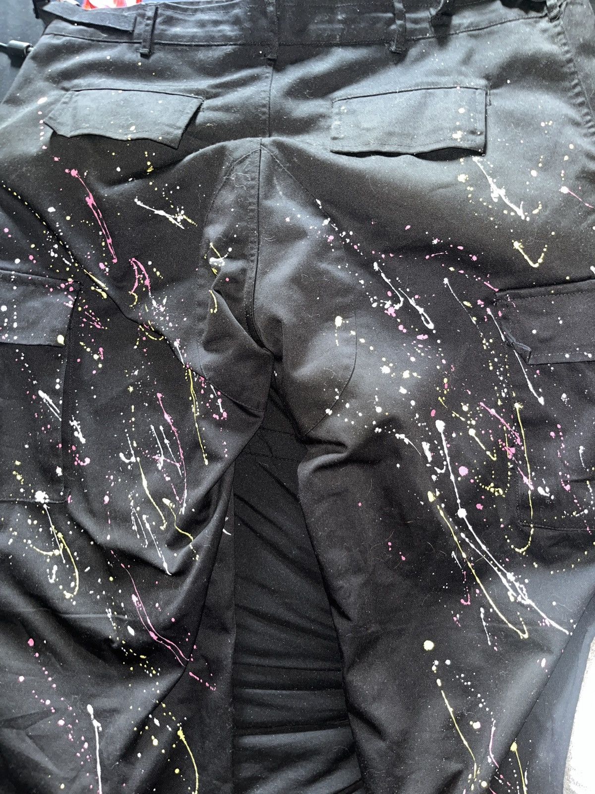 Fashion Nova Paint Splatter Cargo Jeans Size 40" / US 18 - 5 Thumbnail