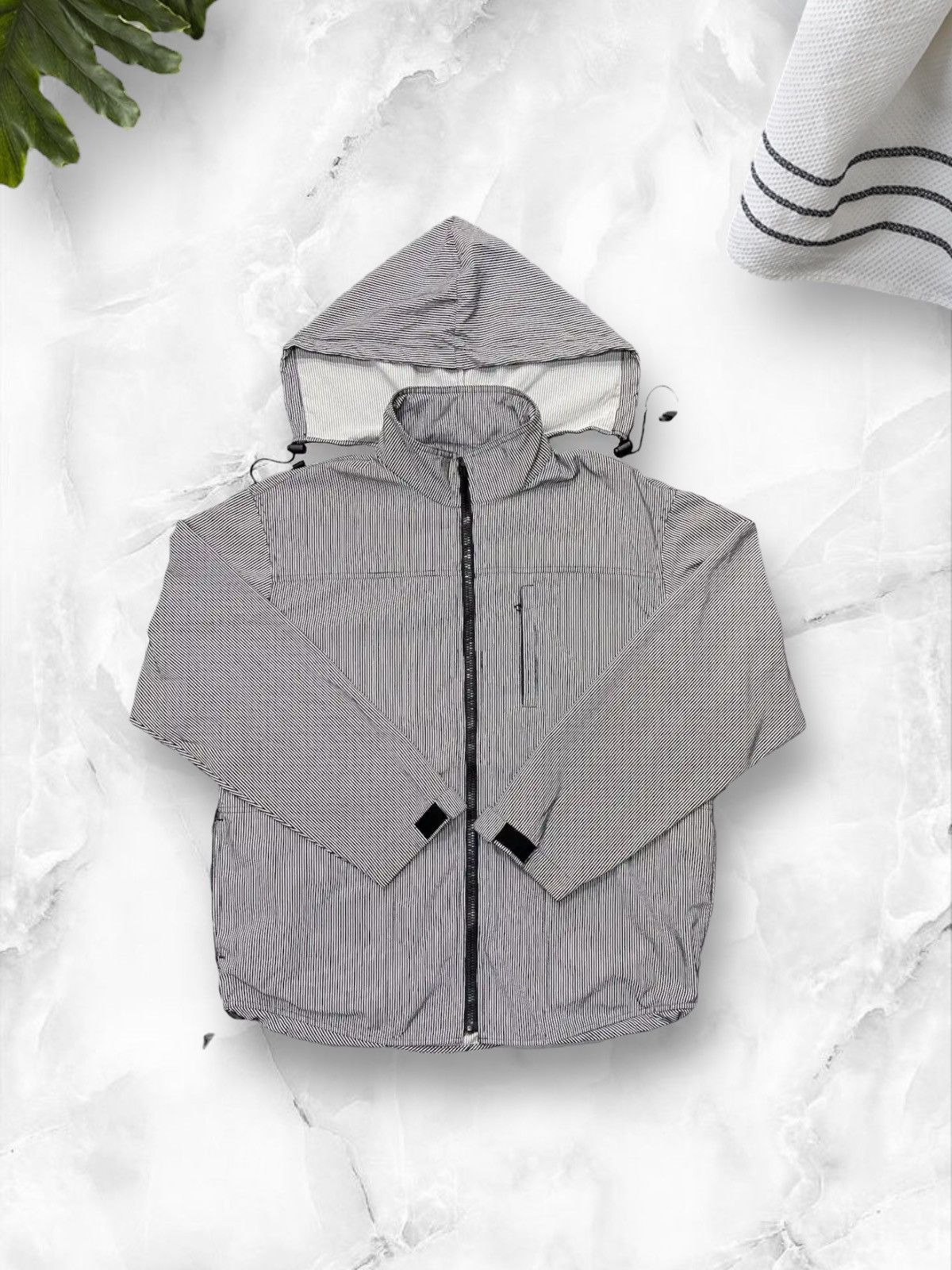 A.P.C. × Vintage Vintage A.P.C Rue De Fleurus Hickory Light Jacket Hooded Size US L / EU 52-54 / 3 - 1 Thumbnail