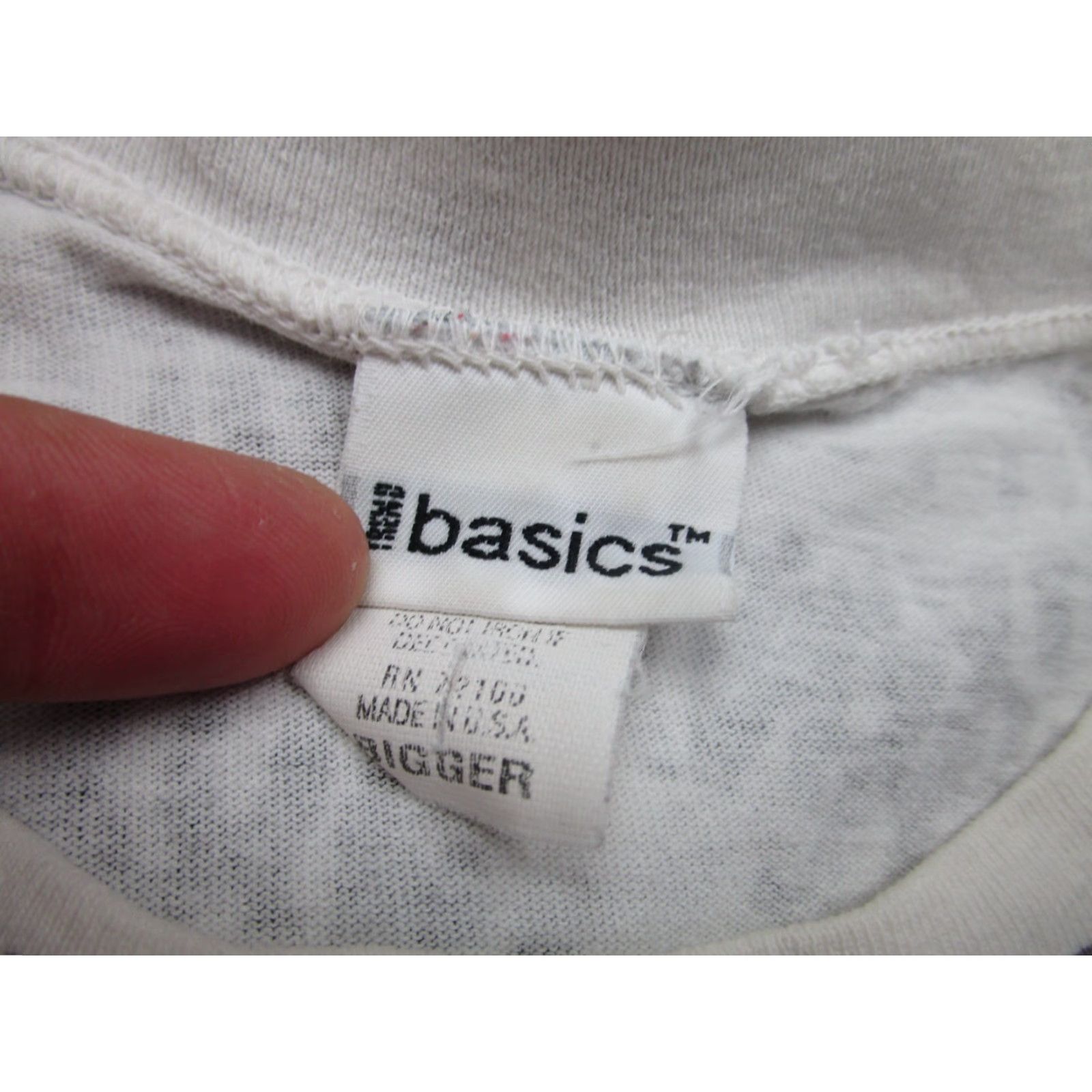 Asics VINTAGE Christmas Shirt Basics Mens XL Gray All Over 90s X-mas Naughty Nice Holidays Ugly Size US XL / EU 56 / 4 - 5 Thumbnail