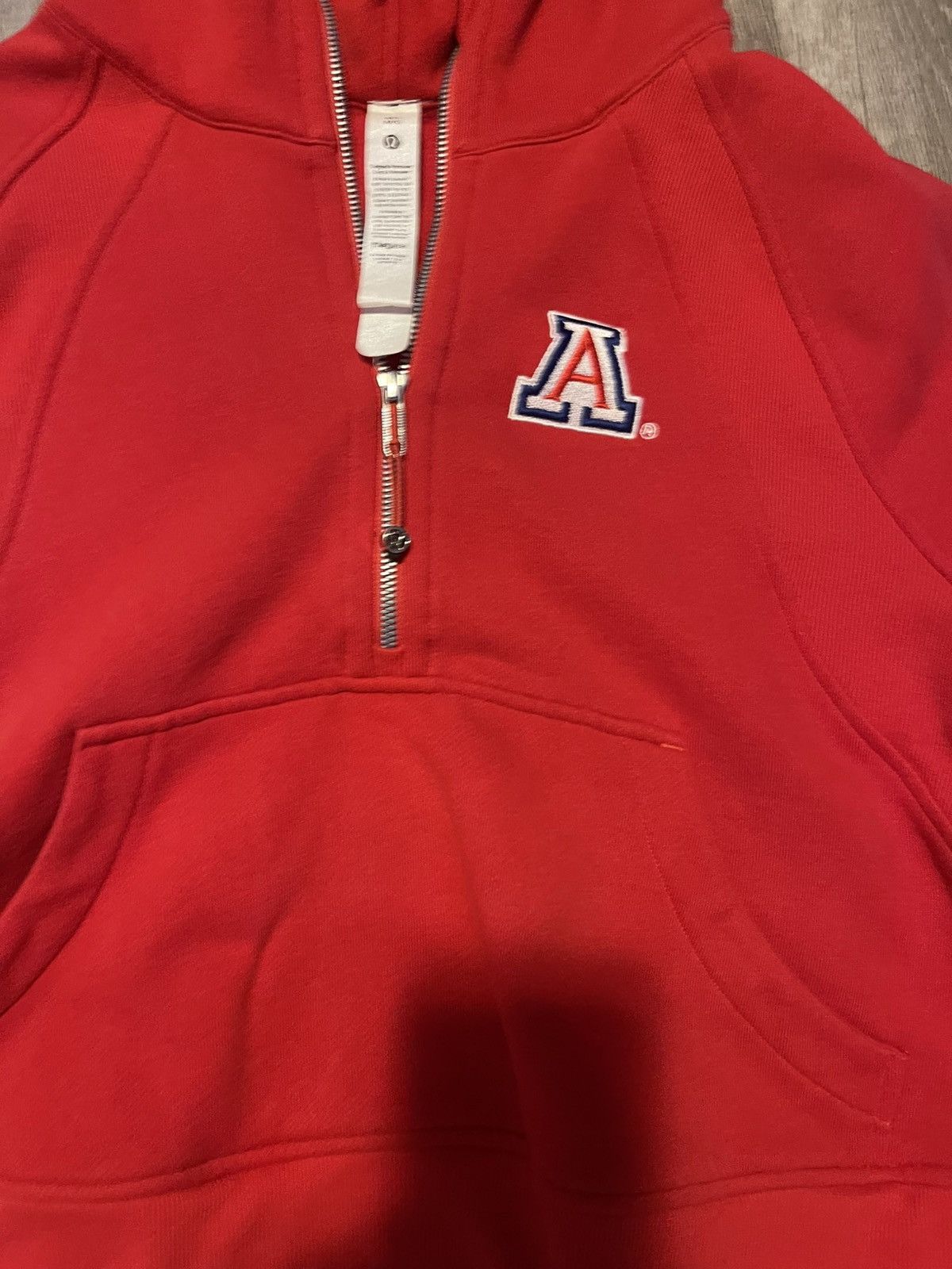 Lululemon Lululemon scuba red college edition, Arizona Wildcats M/L Size M / US 6-8 / IT 42-44 - 2 Thumbnail
