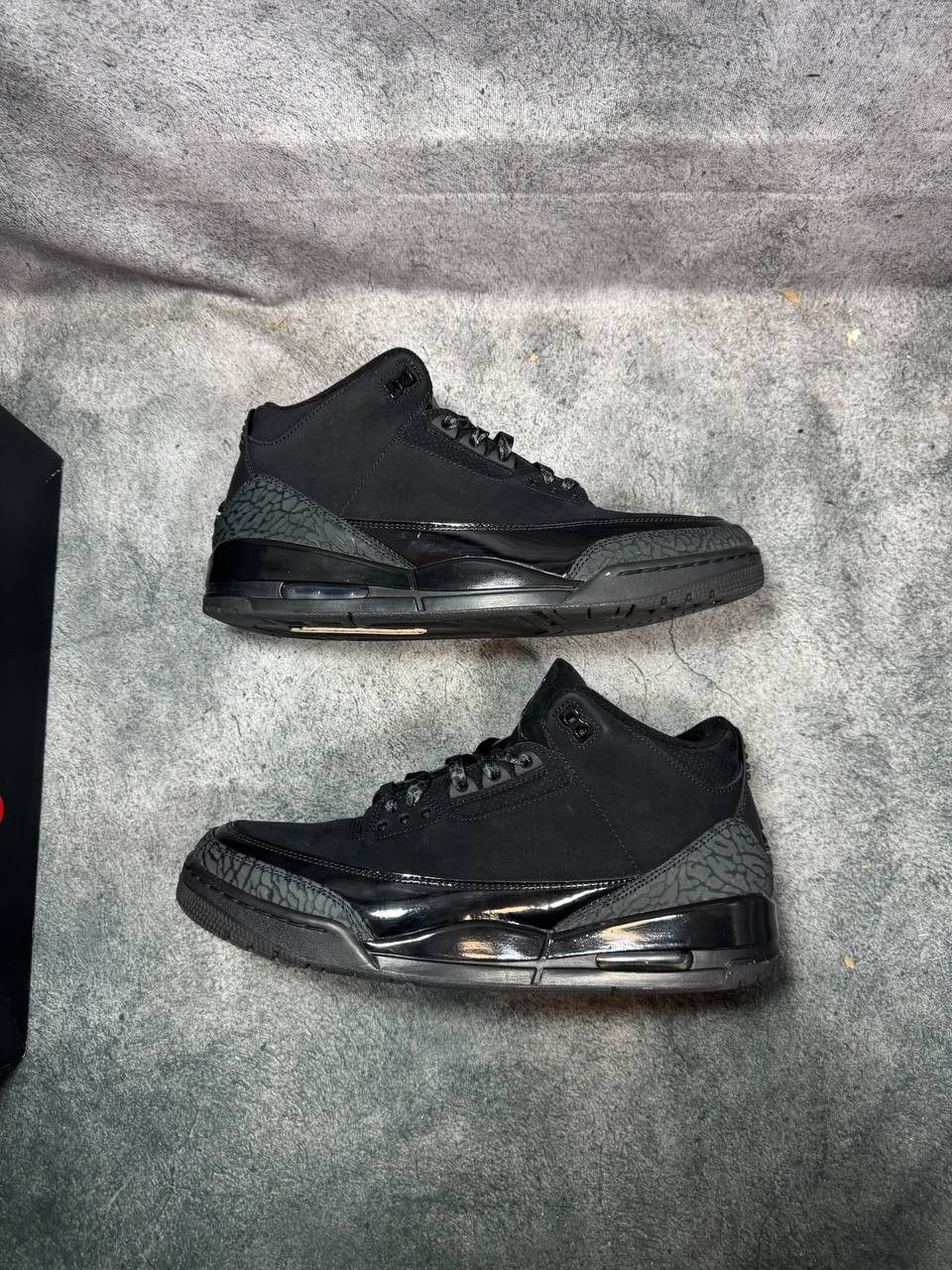 Jordan Brand Size 11.5 | Jordan 3 Black Cat With Box | Pre-Owned Size US 11.5 / EU 44-45 - 6 Thumbnail