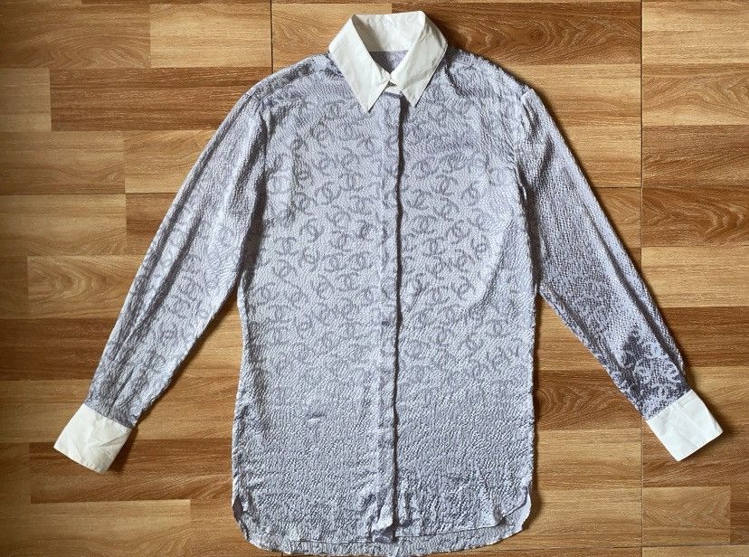 Chanel CHANEL MONOGRAM LOGO SILK BUTTON UP SHIRT SIZE 36 Size XS / US 0-2 / IT 36-38 - 1 Thumbnail
