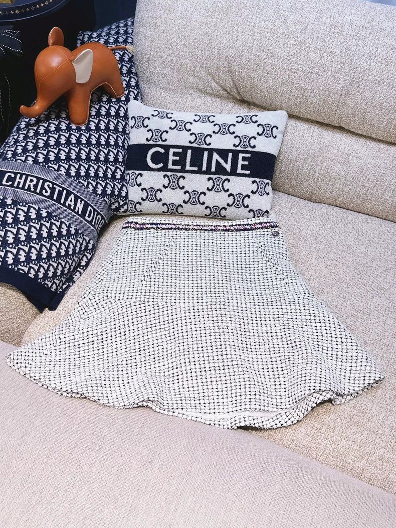 Chanel Chanel 21P White Woven Mini Skirt - dmc Size US 36 / EU 52 - 1 Thumbnail