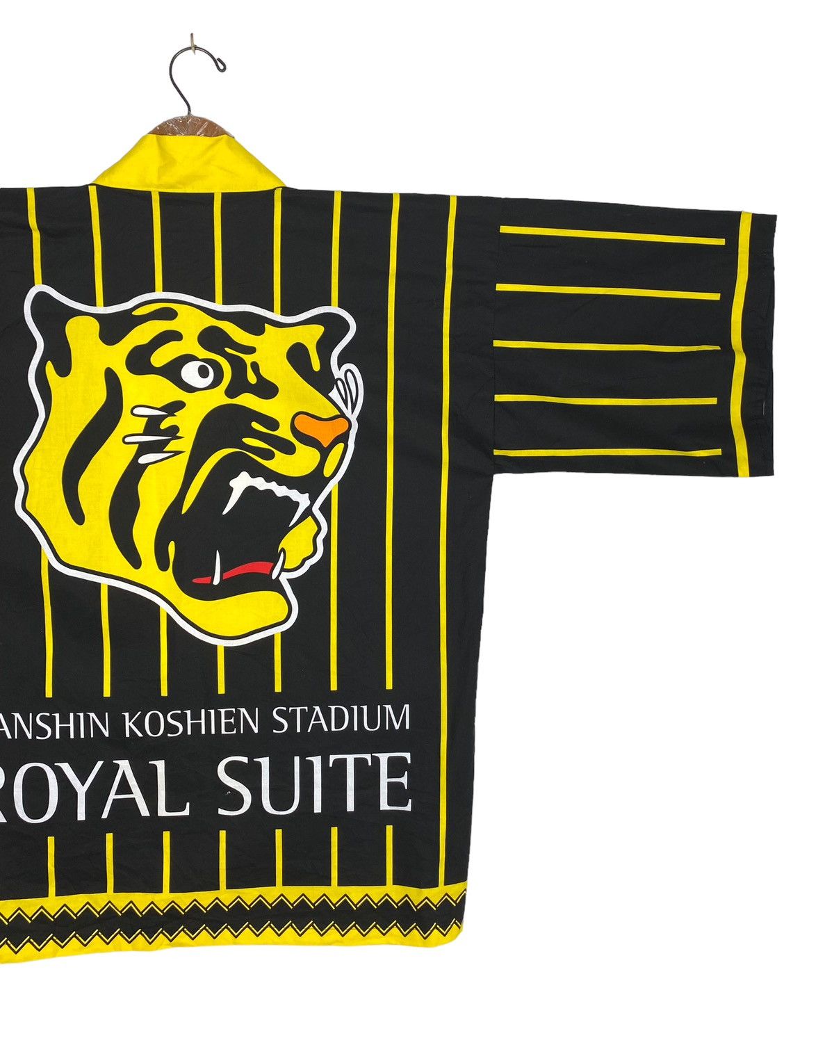 Japanese Brand Rare‼️ HANSHIN TIGERS ROYAL SUITE HAPPI PARKA STRIPE YELLOW Size US M / EU 48-50 / 2 - 3 Thumbnail