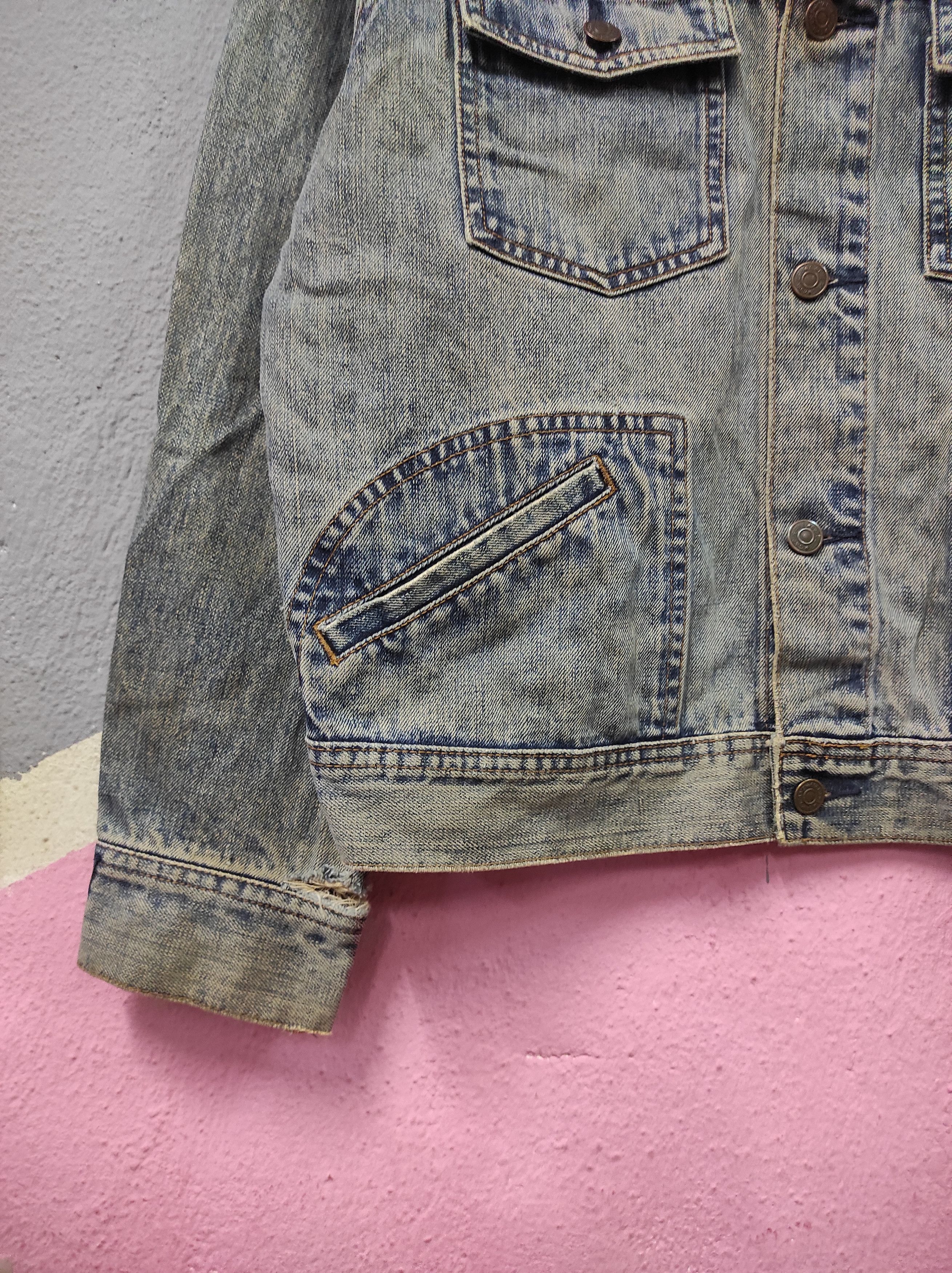 Gap GAP 1969 DISTRESSED DENIM TRUCKER JACKET Size US L / EU 52-54 / 3 - 5 Thumbnail