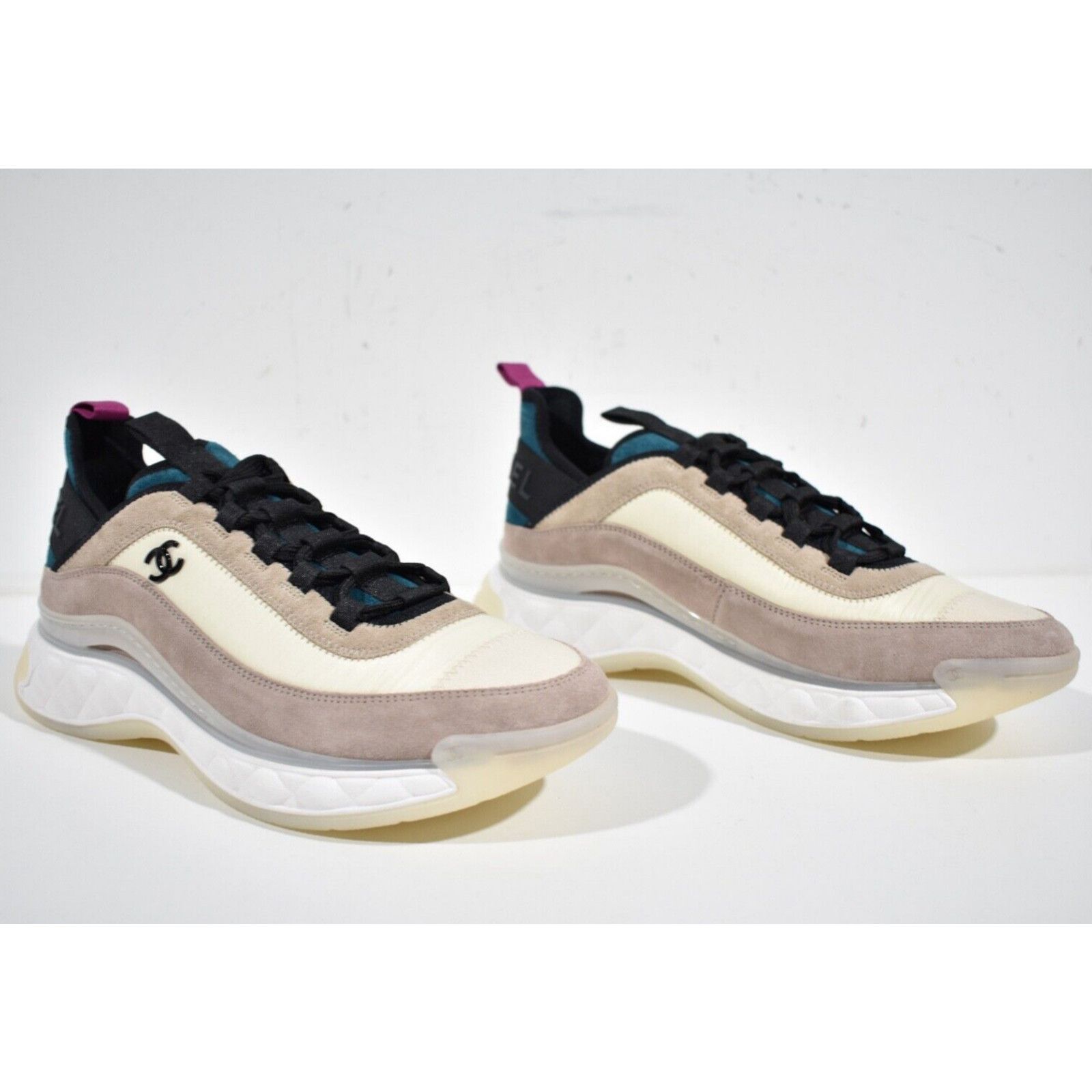 Chanel 20K CC Logo Lace Up Flat Runner Trainer Sneaker 41 Size US 11 / IT 41 - 4 Thumbnail