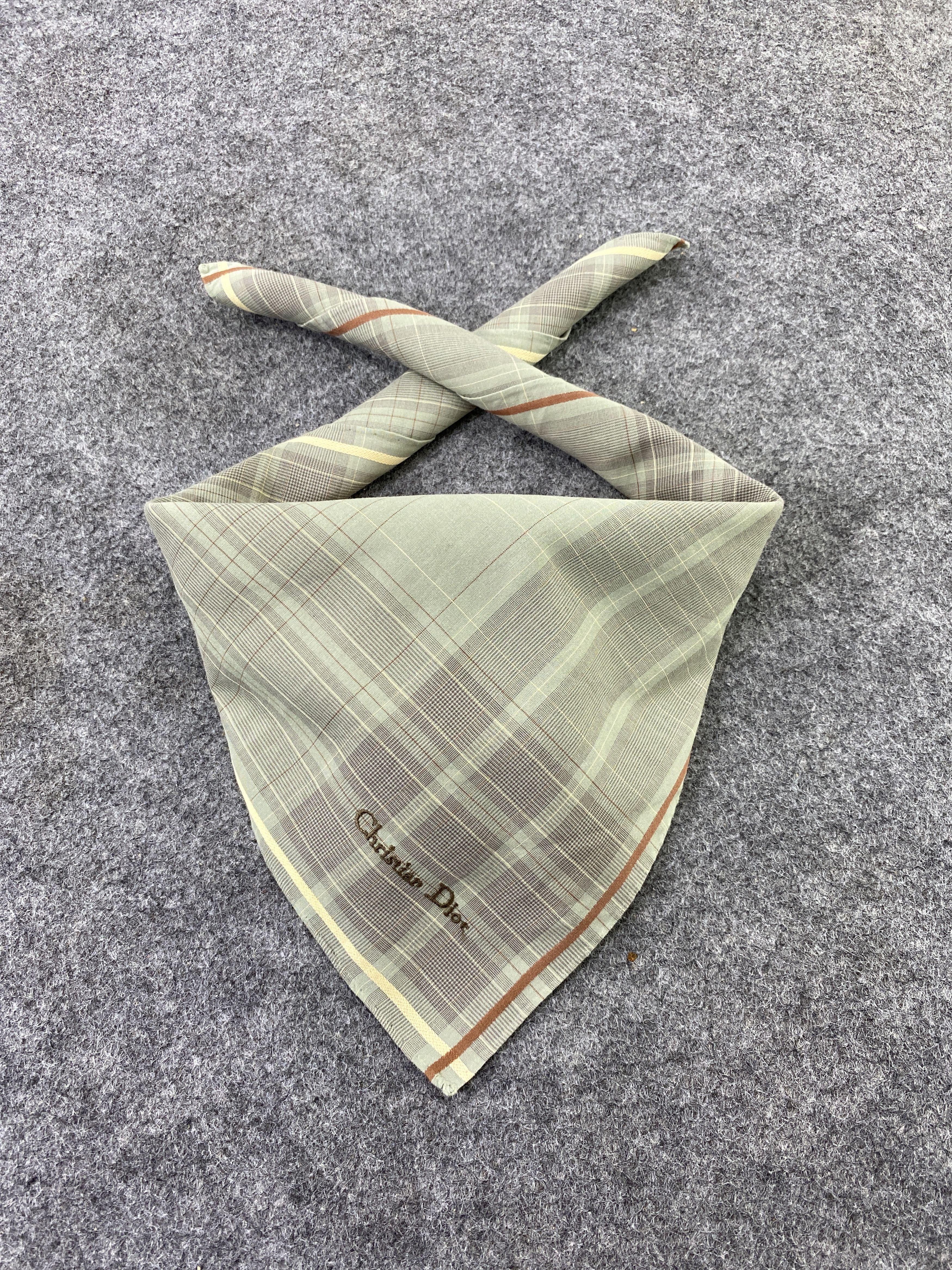 Vintage Christian Dior Handkerchief / Bandana / Neckerchief-B206 Size ONE SIZE - 2 Thumbnail
