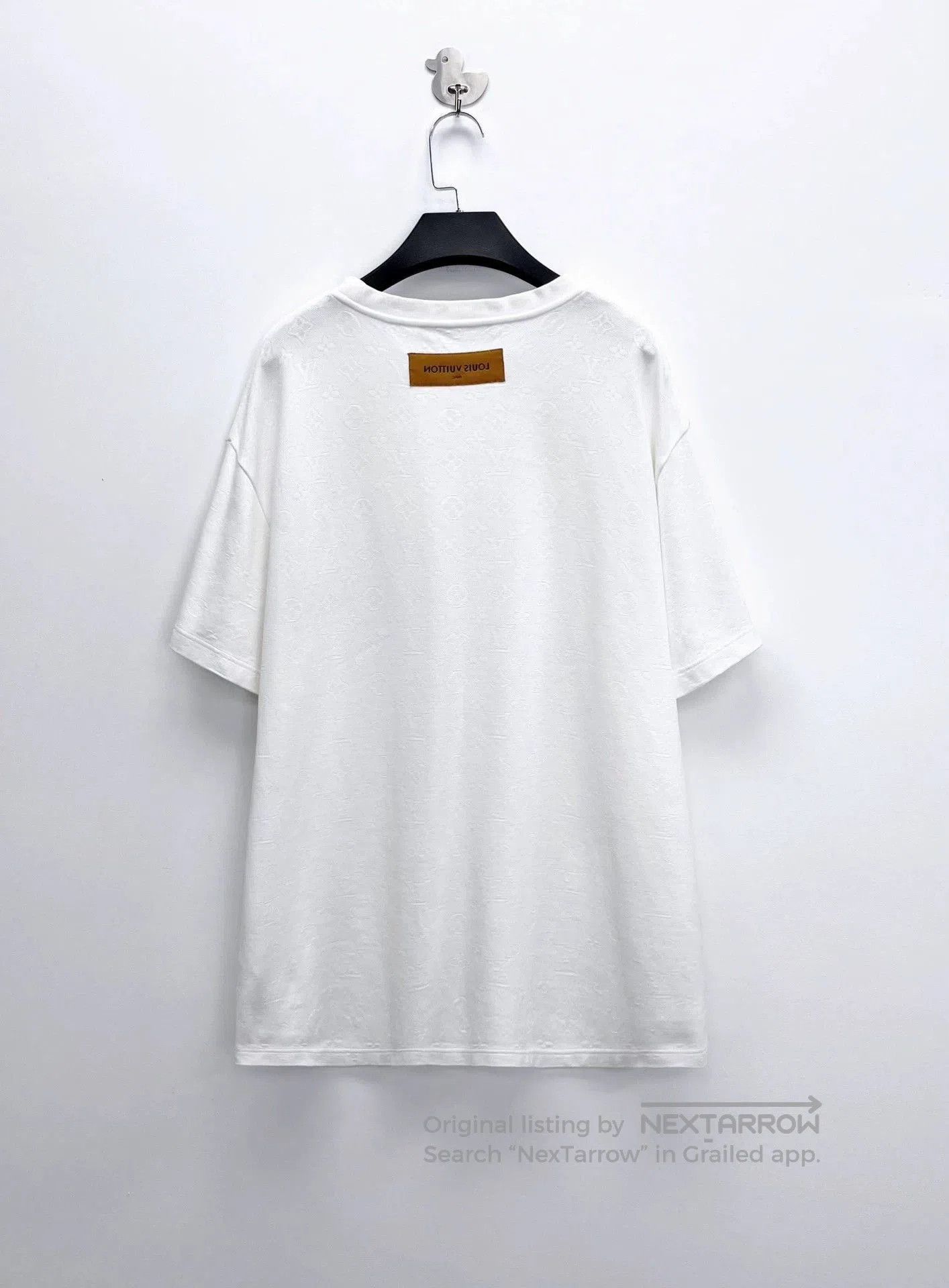 Louis Vuitton louis vuitton white animal logo t. Size US L / EU 52-54 / 3 - 2 Thumbnail