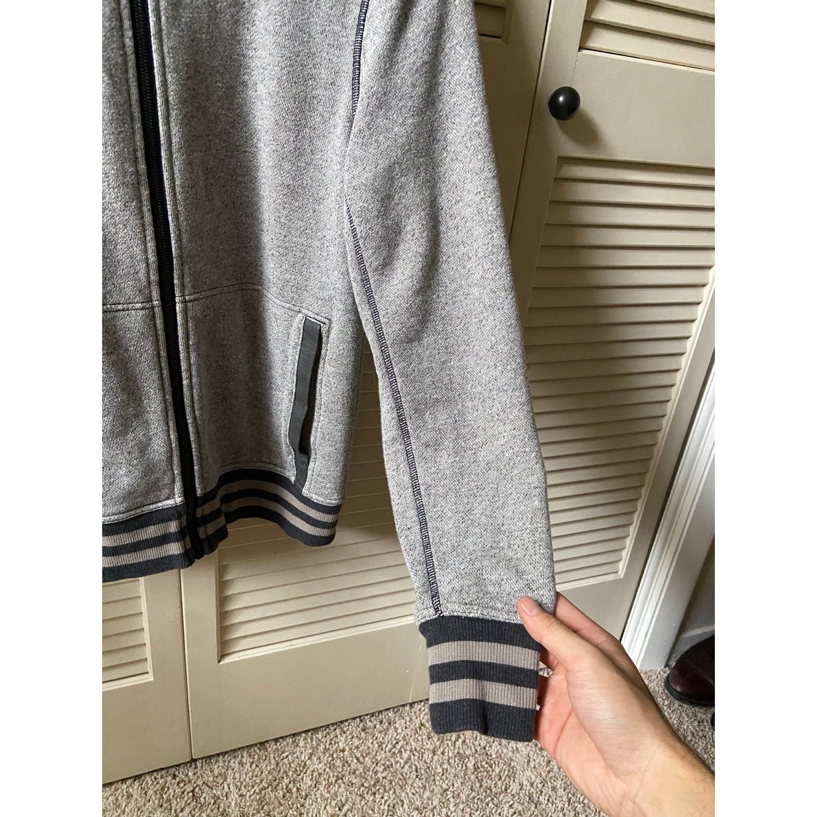 Lululemon LuluLemon Full Zip Grey Hoodie Sweatshirt Jacket Size M Size US M / EU 48-50 / 2 - 9 Thumbnail