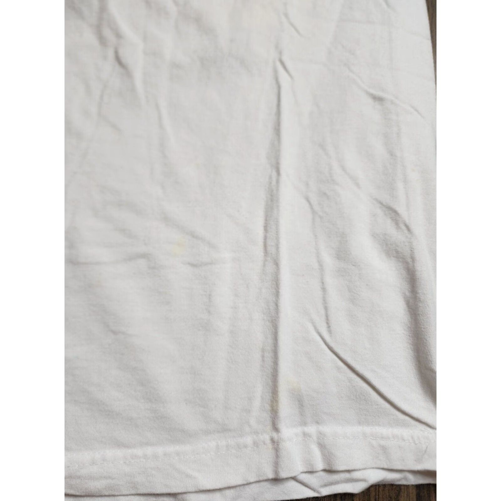Hard Rock Cafe VINTAGE Hard Rock Cafe Guitars T-Shirt Men M White 90s Music Distressed Size US M / EU 48-50 / 2 - 5 Thumbnail