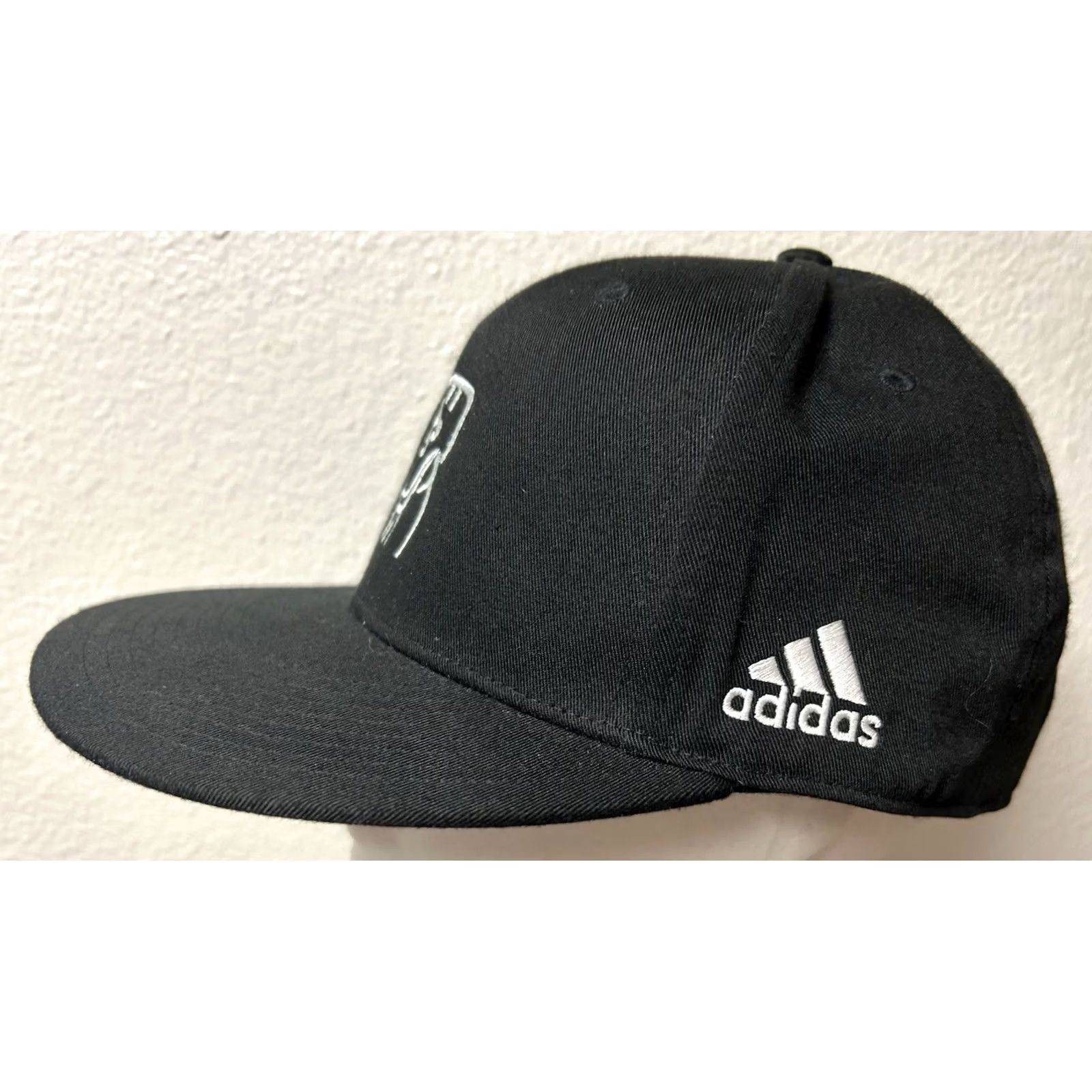 Adidas VINTAGE Wayne Gretzky 99 Adidas Snapback Hat Embroidered Hockey NHL Mens One Size Black Snapback Sports Classic Hockey Boys Girls Size ONE SIZE - 4 Thumbnail