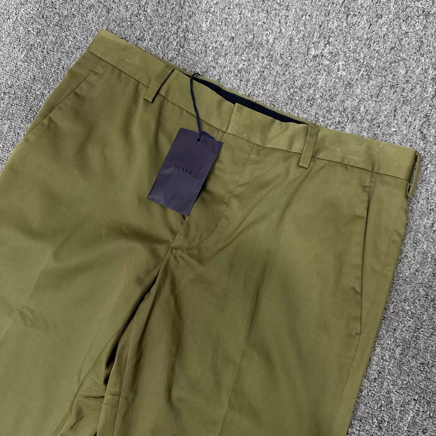 Prada Prada 21582578 Green Casual Pants Unused 31 Size US 31 - 3 Thumbnail