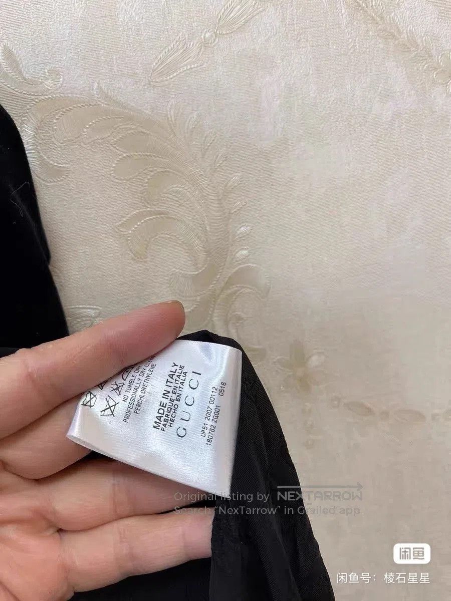 Gucci Gucci Black Silk Velvet Runway Blazer. Size M / US 6-8 / IT 42-44 - 4 Thumbnail