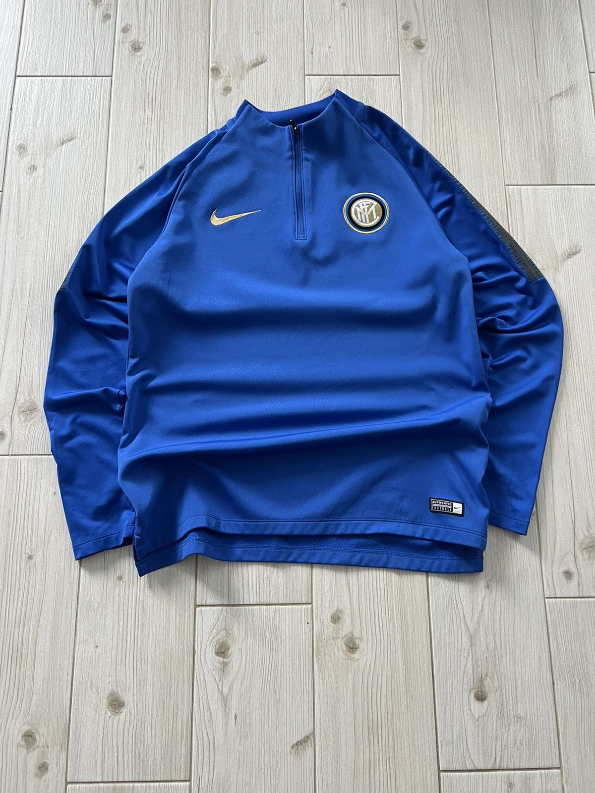 Nike Vintage Nike Inter Milan Soccer Jersey Long Sleeve Size US M / EU 48-50 / 2 - 2 Thumbnail