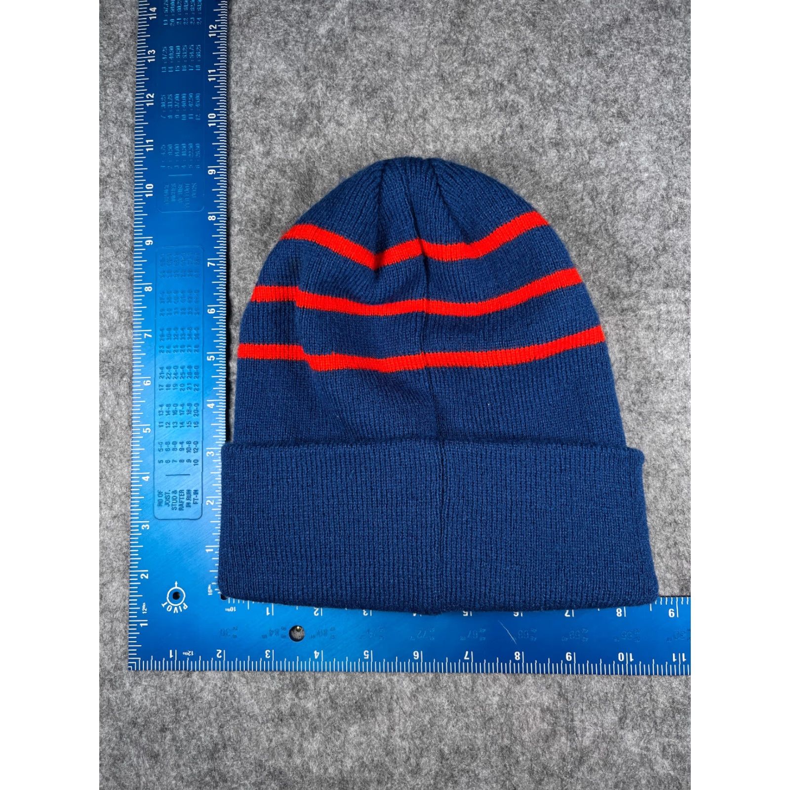 Mad Engine VINTAGE Pabst Blue Ribbon Beanie Mad Engine Beanie Adults One Size Blue Striped Acrylic Knit Beanie Mens Size ONE SIZE - 4 Thumbnail