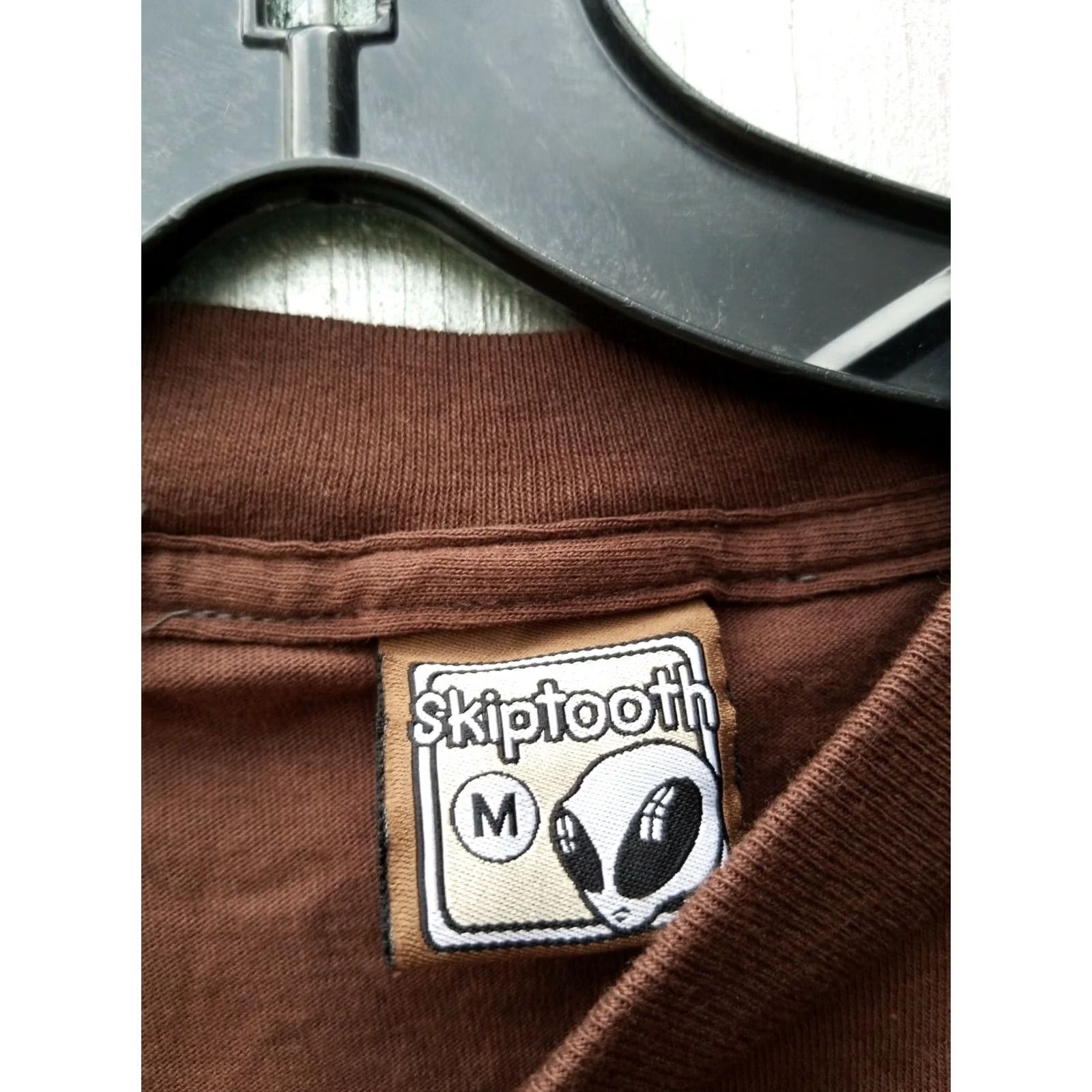 Vintage VINTAGE SKIPTOOTH SKATE SHIRT M Mens Brown Graphic Tee 90s Skateboard BMX Bike Size US M / EU 48-50 / 2 - 2 Thumbnail