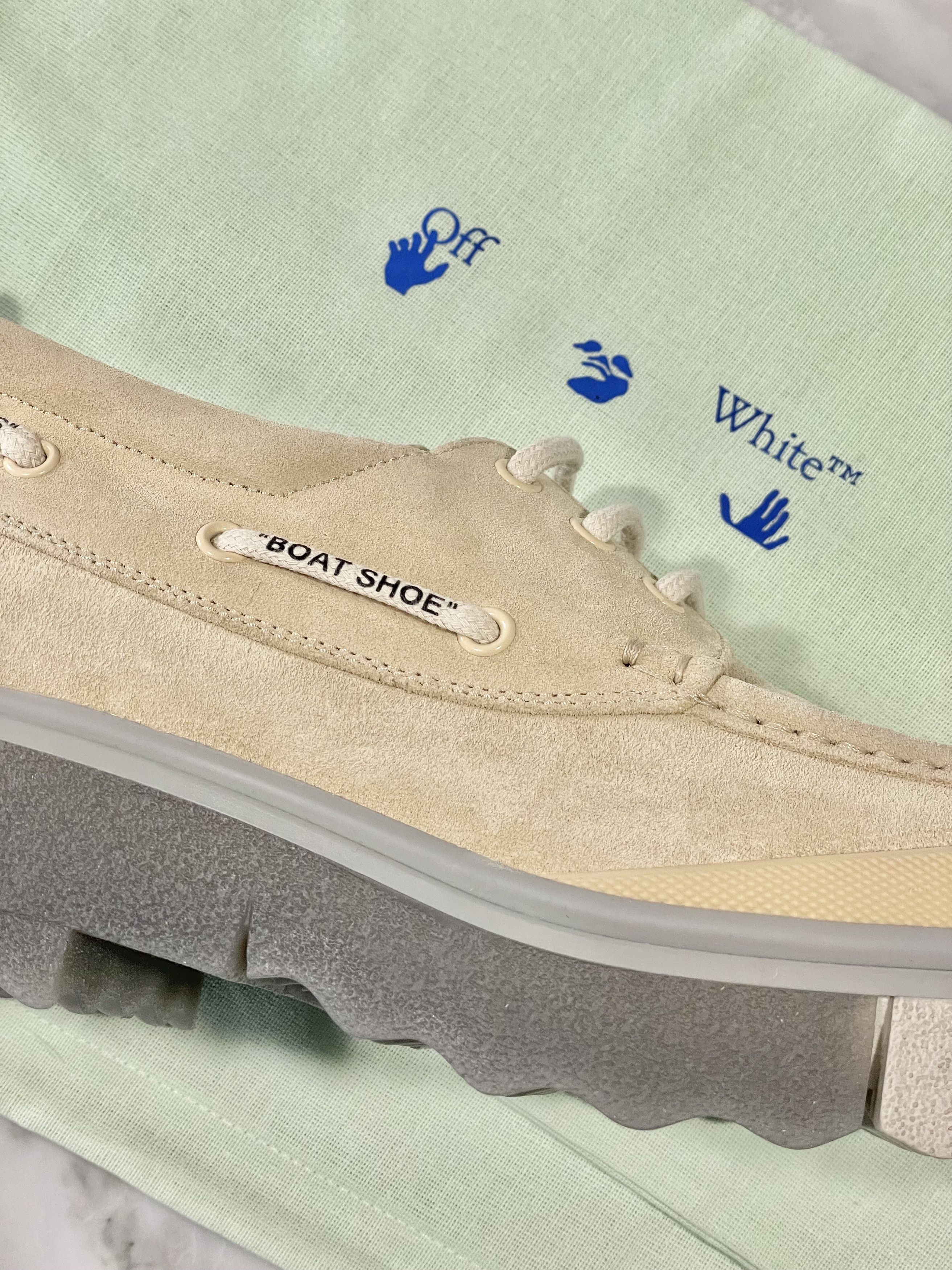 Off-White Off-White Boat Shoe Lace Up and Monkstrap Suede Beige Size US 7 / EU 40 - 7 Thumbnail