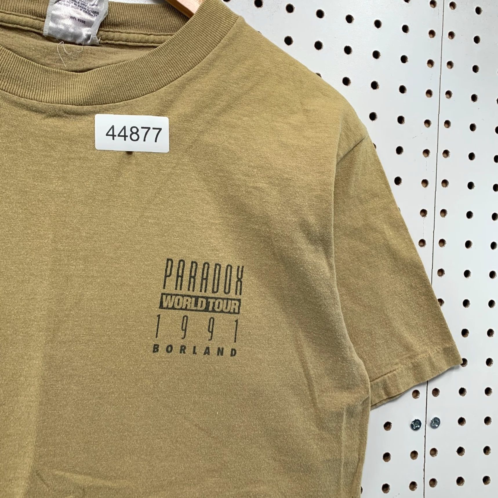 Vintage VINTAGE Paradox Borland World Tour Shirt Mens L Brown 1991 Cyber Punk USA Shirt Mens L Brown 90s Size US L / EU 52-54 / 3 - 6 Thumbnail