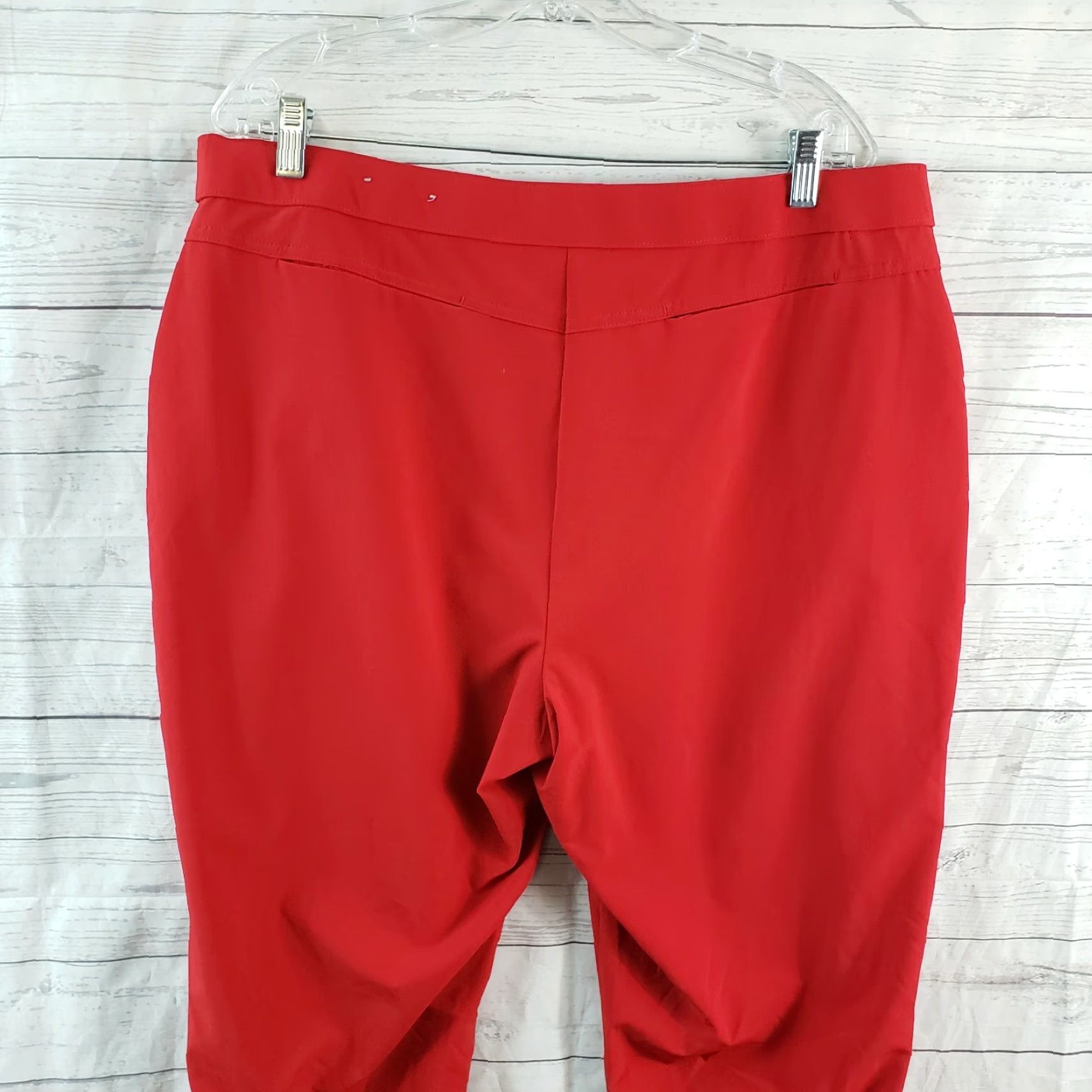Vintage Chico's Zenergy Womens Cropped Pants Sz 16P Red Zip Pockets High Rise Ladies Shoes? Size 38" / US 16 / IT 52 - 4 Thumbnail