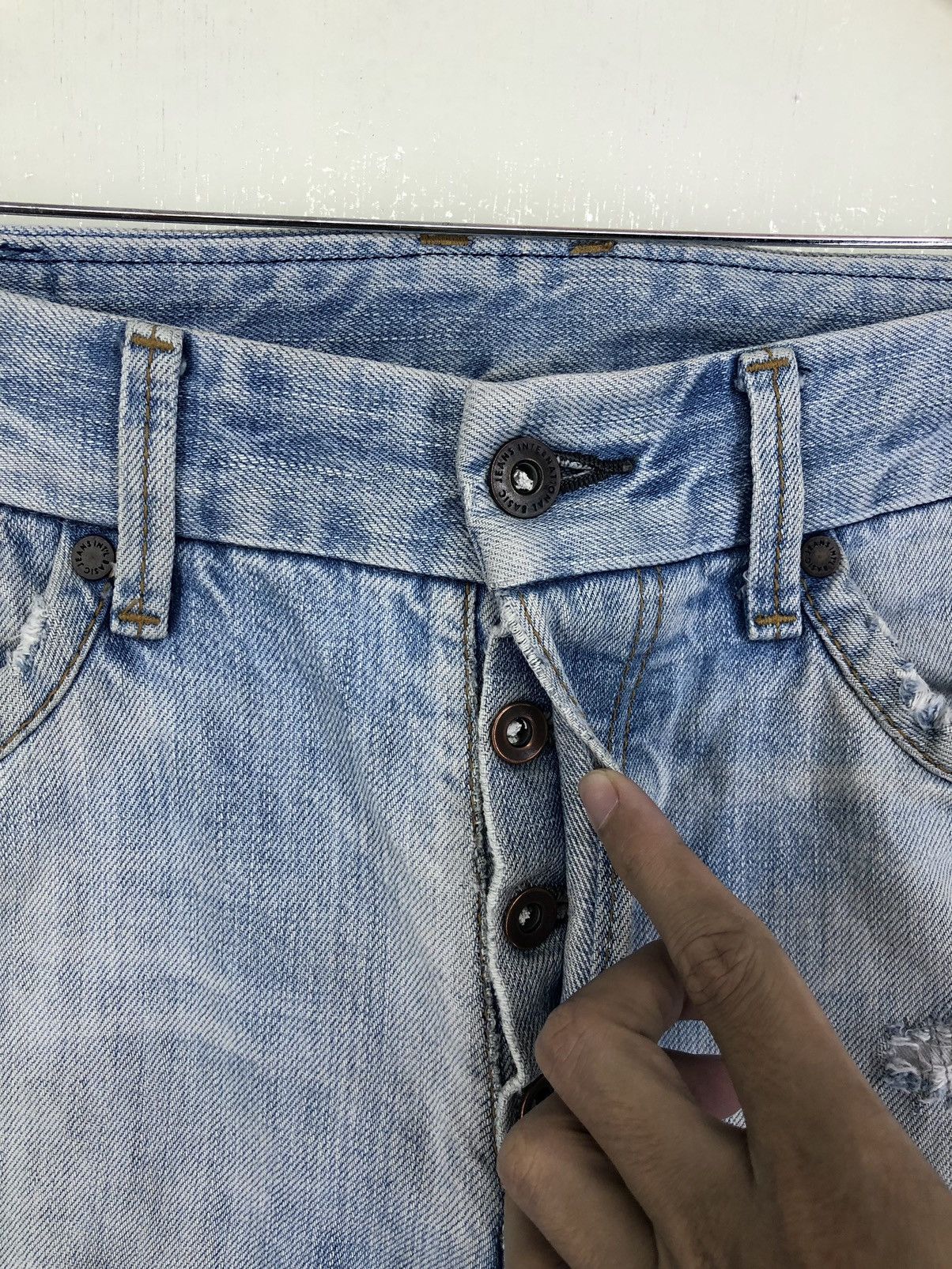 Japanese Brand Ripo Trenta Anni Distressed Light Wash Jeans Size US 32 / EU 48 - 5 Thumbnail