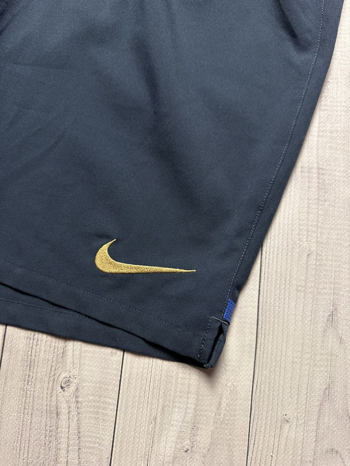 Vintage Vintage Nike Porto soccer shorts size L logo Size US 34 / EU 50 - 3 Thumbnail