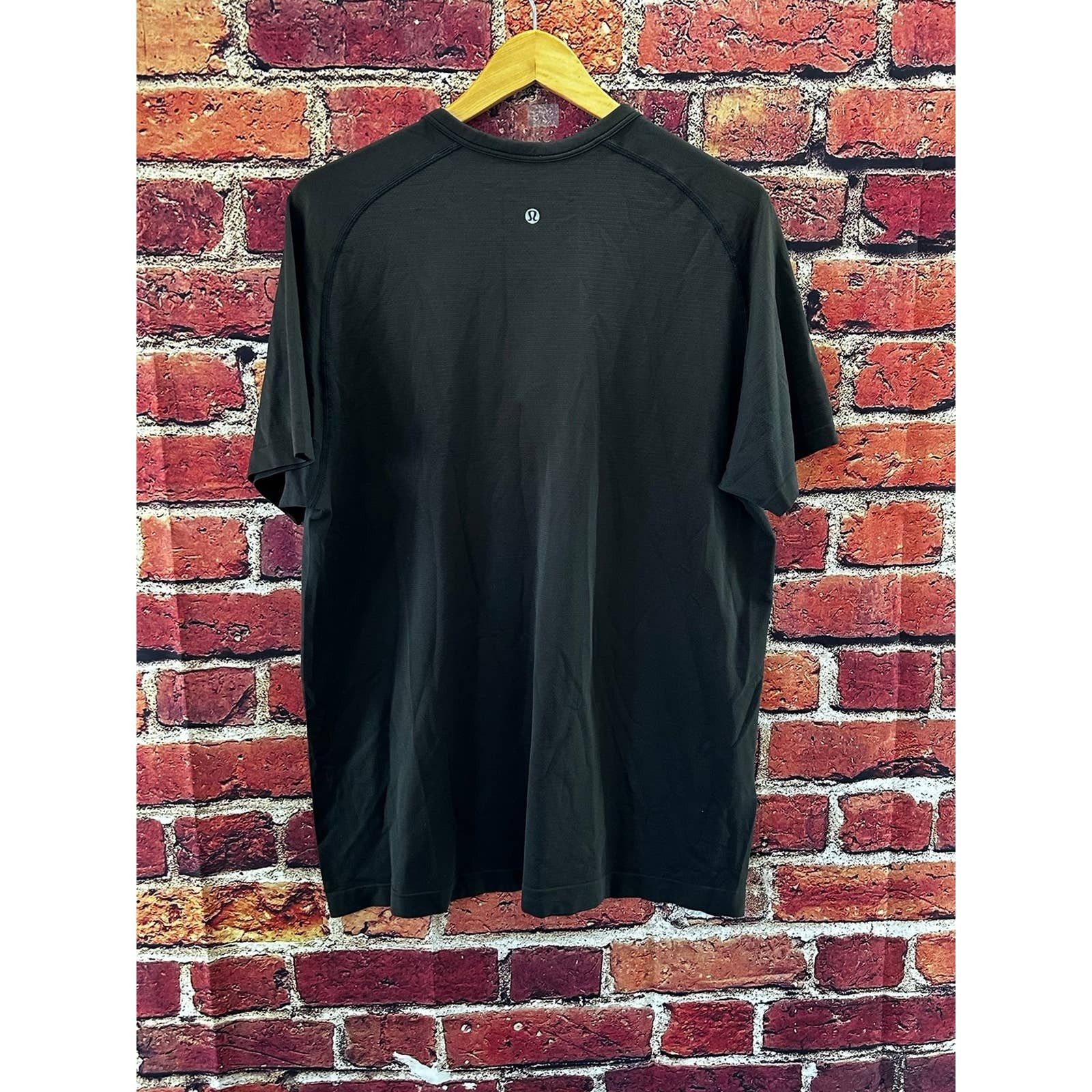 Lululemon Brown men’s Lululemon top Size US XL / EU 56 / 4 - 3 Thumbnail