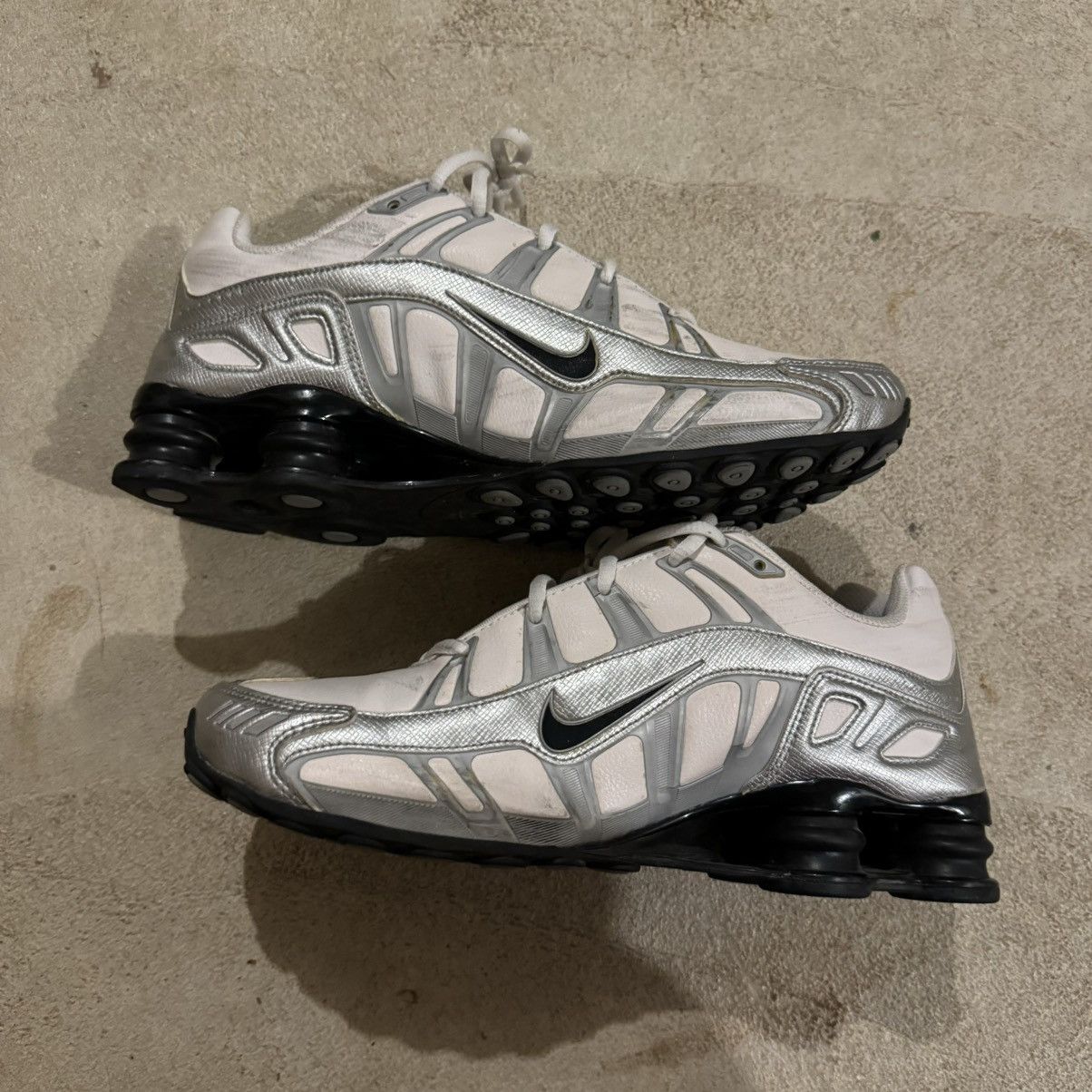 Nike Nike Shox TL 2011 Gray Metallic White Sz 8.5 Size US 8.5 / EU 41-42 - 3 Thumbnail