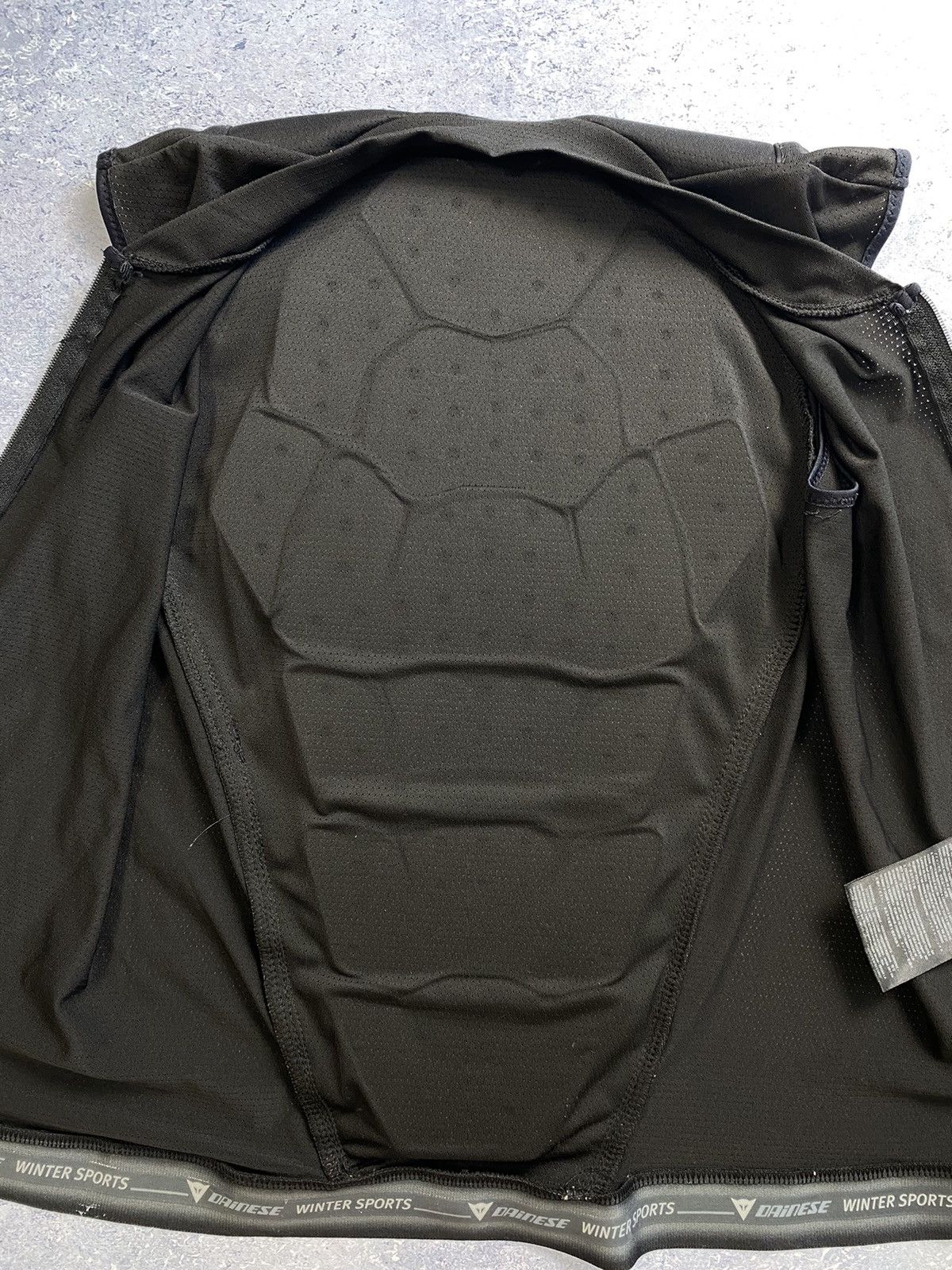 Dainese × Sports Specialties Dainese Winter Sports Armour Size XL Size US XL / EU 56 / 4 - 4 Thumbnail