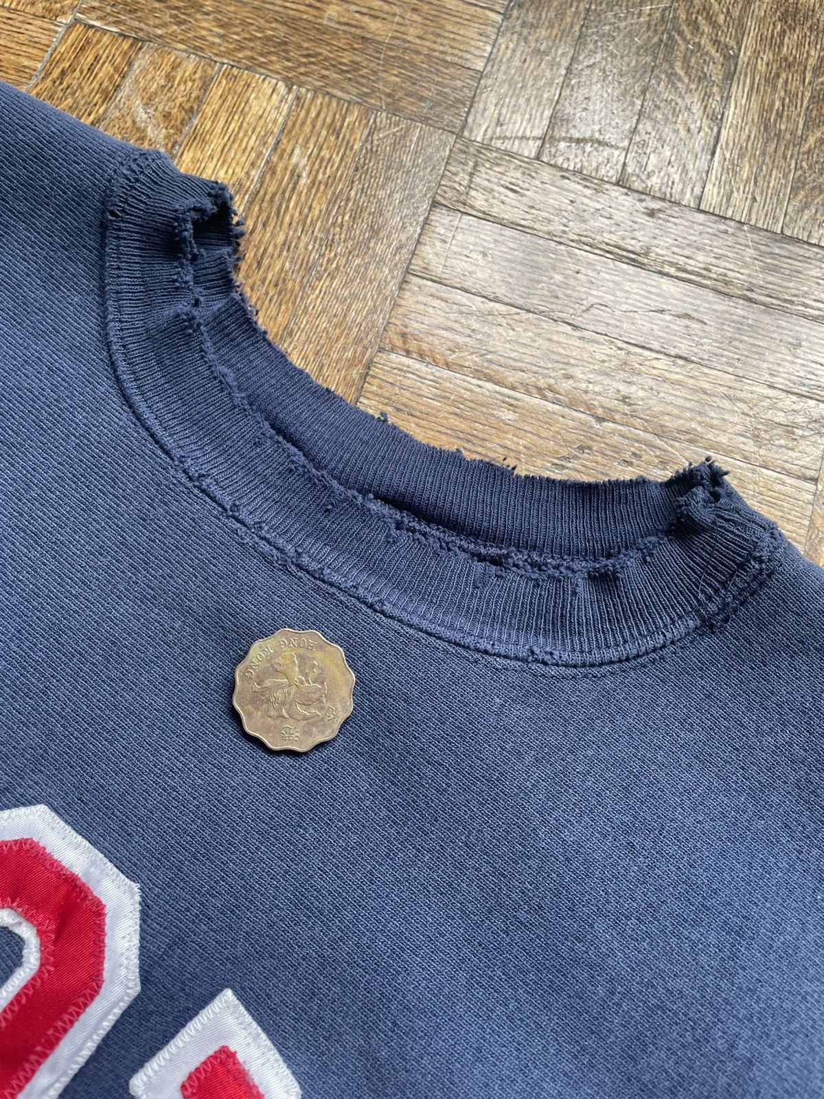 Champion Vintage Champion 1990s Reverse Weave Wisconsin Size US XL / EU 56 / 4 - 10 Thumbnail