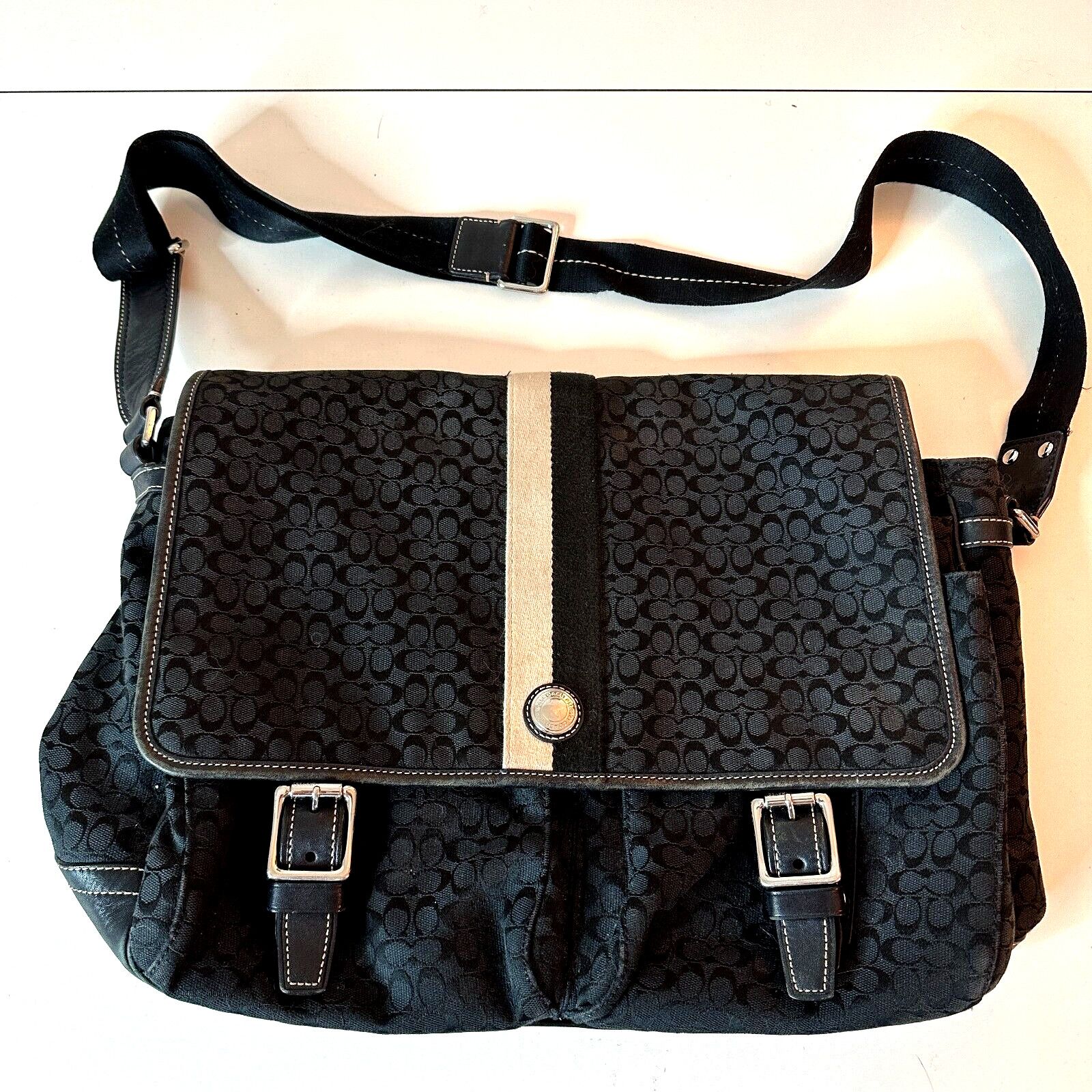 Coach Coach Signature Black Tan Voyager Messenger Shoulder Bag Size ONE SIZE - 1 Thumbnail