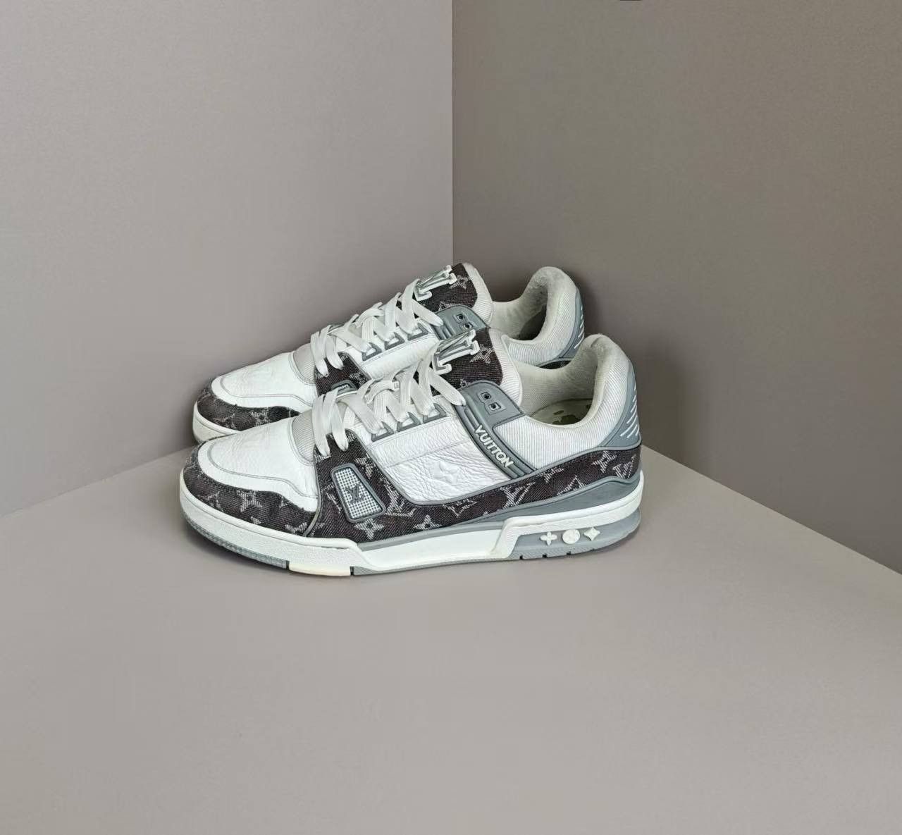 Louis Vuitton Louis Vuitton Training Denim Grey Lowtop Sneakers 42.5 Men Size US 8.5 / EU 41-42 - 2 Thumbnail