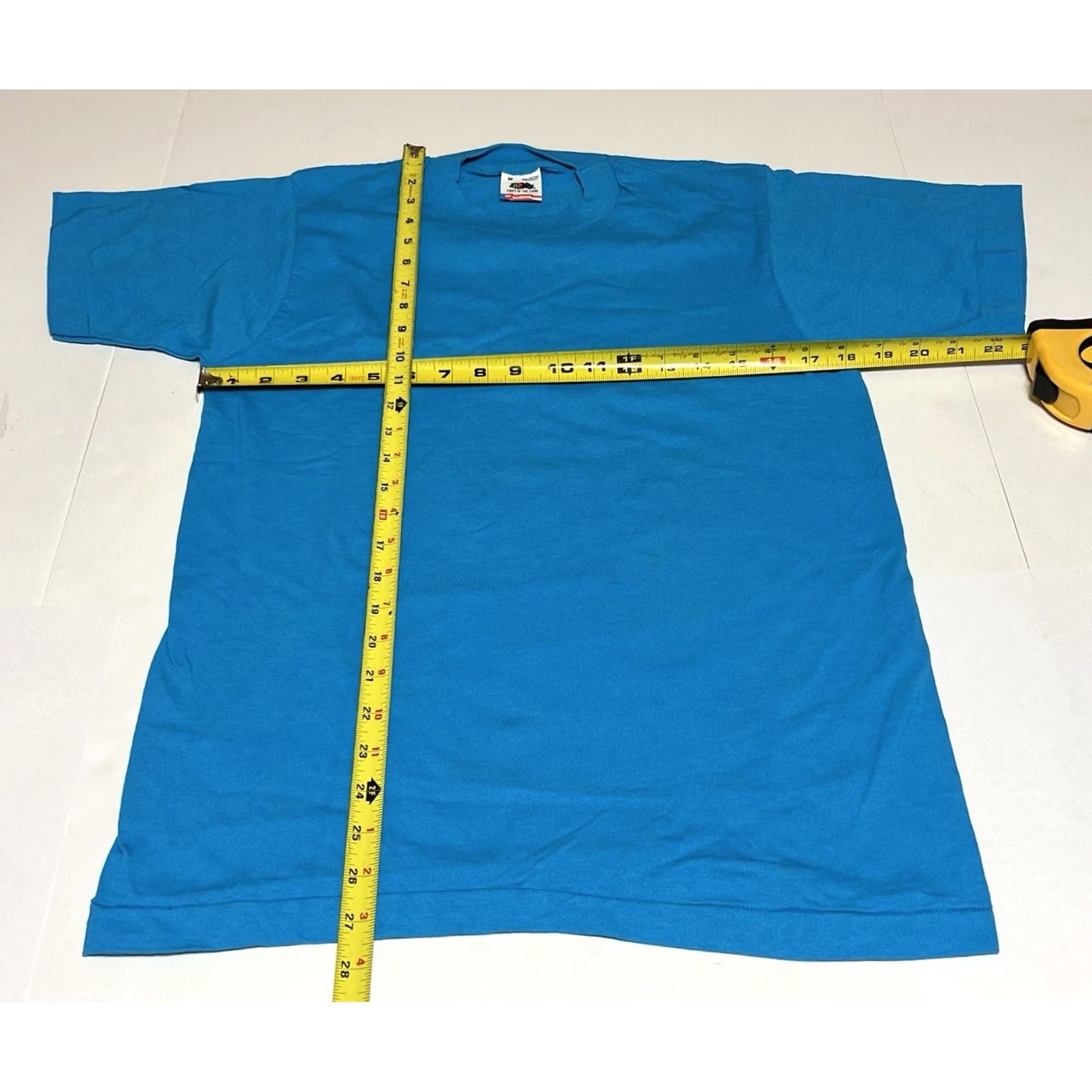 Fruit Of The Loom VINTAGE Fruit of the Loom T-Shirt Blue Short Sleeve Crew Neck Made In USA Size M/S Men Small Spots Size US M / EU 48-50 / 2 - 3 Thumbnail