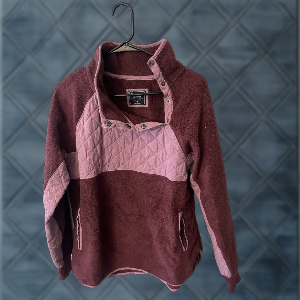 Abercrombie & Fitch ABERCROMBIE & FITCH Asymmetrical Snap Up Quilted Fleece Pullover Burgundy/Pink M Size M / US 6-8 / IT 42-44 - 1 Thumbnail