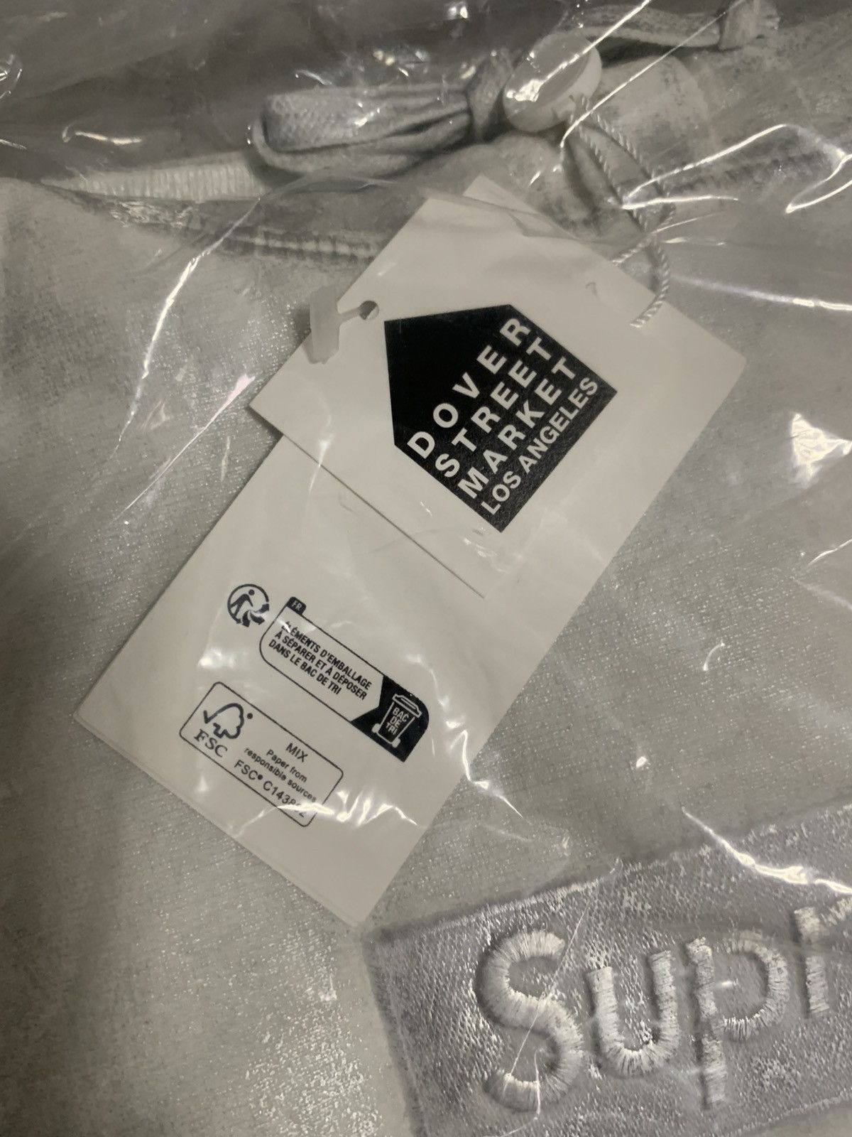 Supreme Supreme MM6 Maison Margiela Foil Box Logo Hooded Sweatshirt Size US S / EU 44-46 / 1 - 4 Thumbnail
