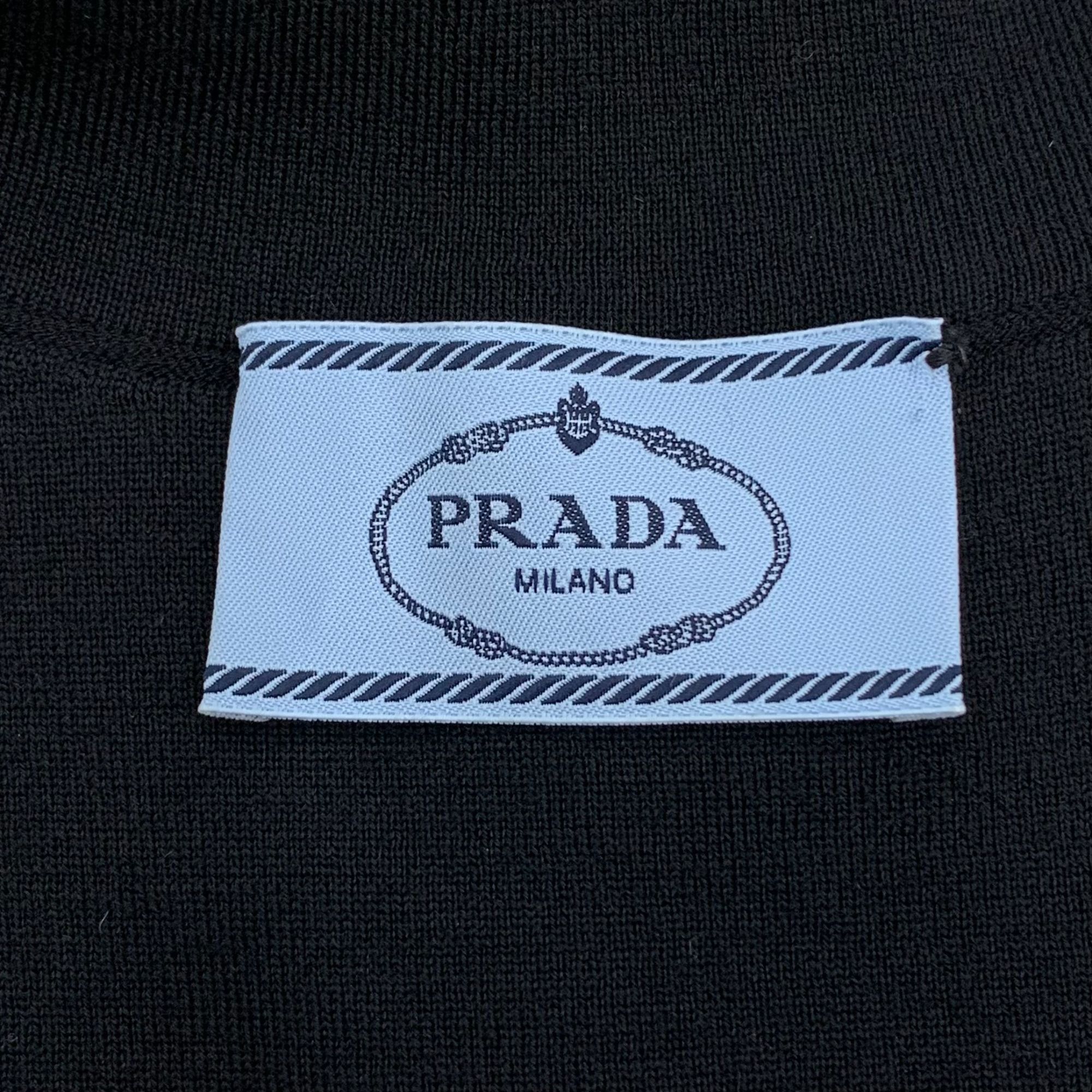 Prada X9309 Prada black logo triangle logo wool knit short sleeves Size US M / EU 48-50 / 2 - 5 Thumbnail