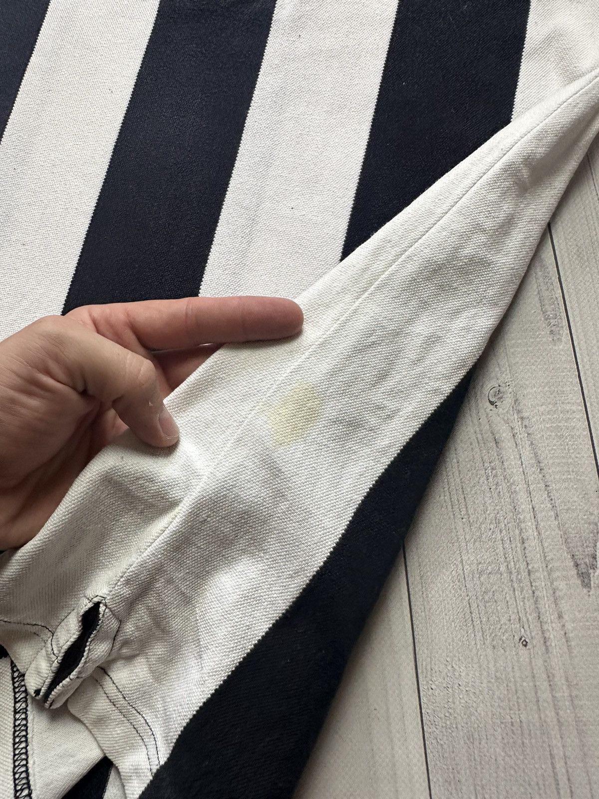 Vintage Vintage New Castle United Striped Jersey size S retro Size US S / EU 44-46 / 1 - 3 Thumbnail
