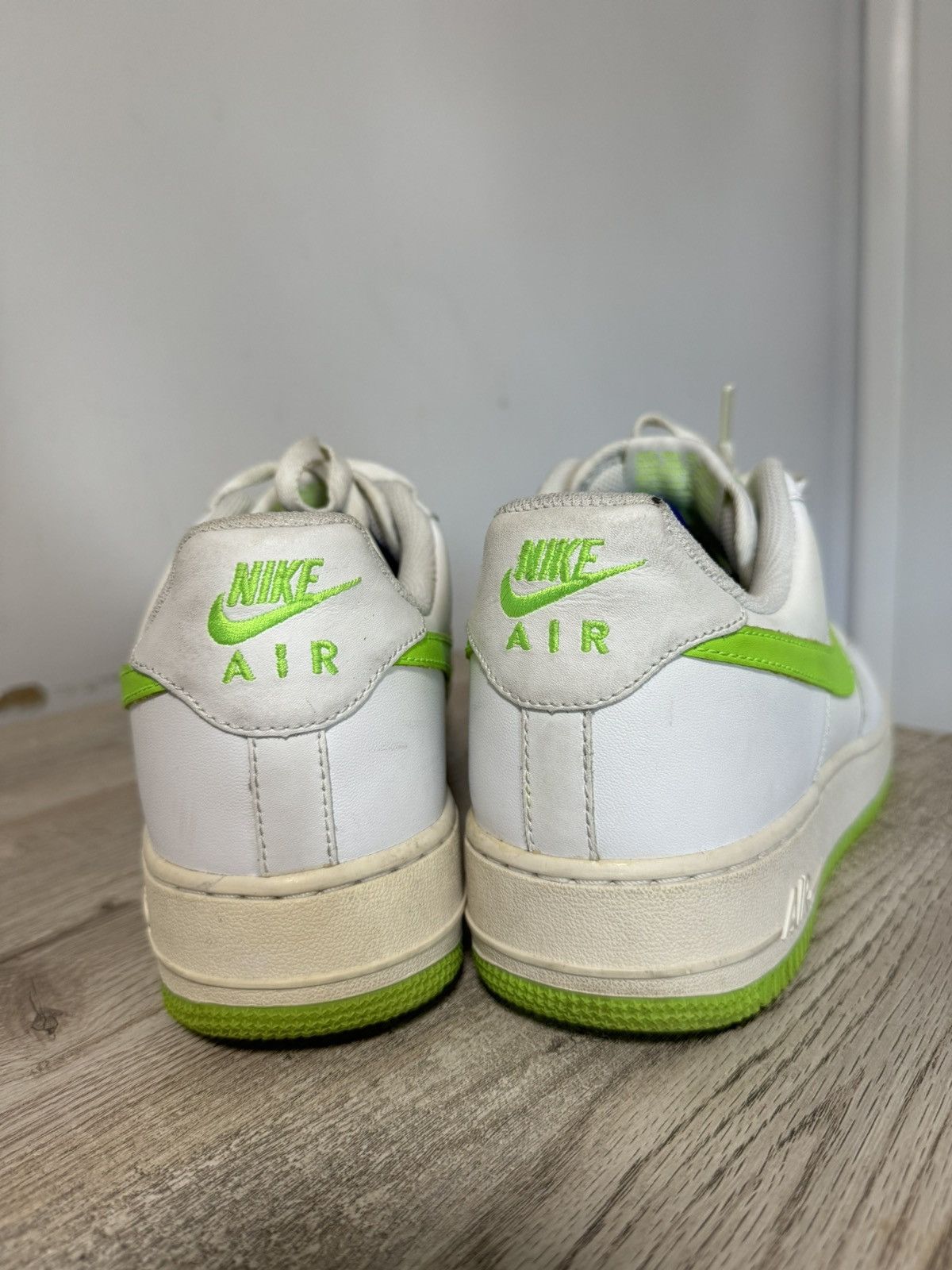 Nike Nike Air Force 1 Electric Slime Green 2010 AF1 Size US 9.5 / EU 42-43 - 6 Thumbnail