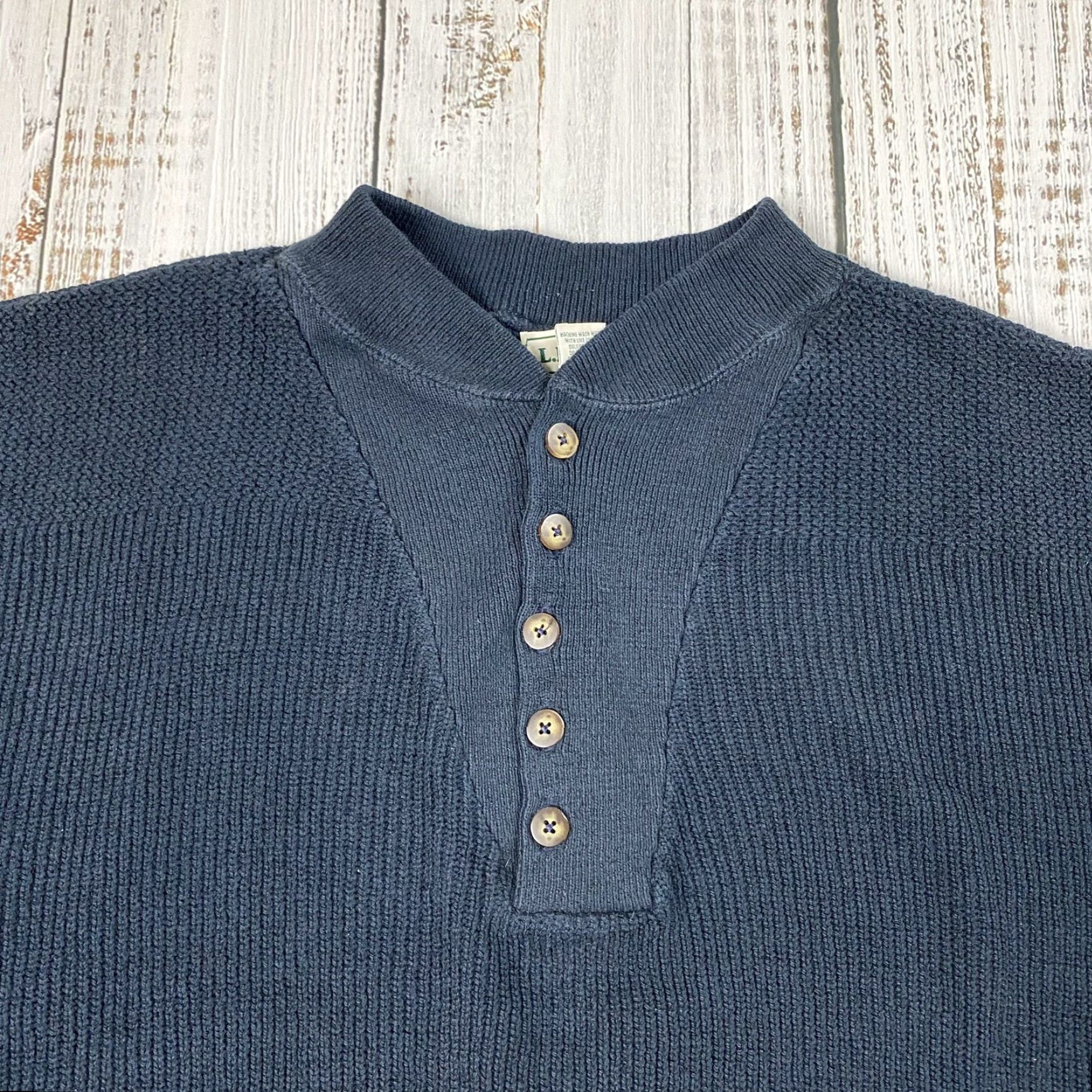 Vintage Vintage L.L. Bean Mens Sweater Henley Long Sleeve High Neck 5-Button Cotton Blend Navy Blue Size US L / EU 52-54 / 3 - 2 Thumbnail