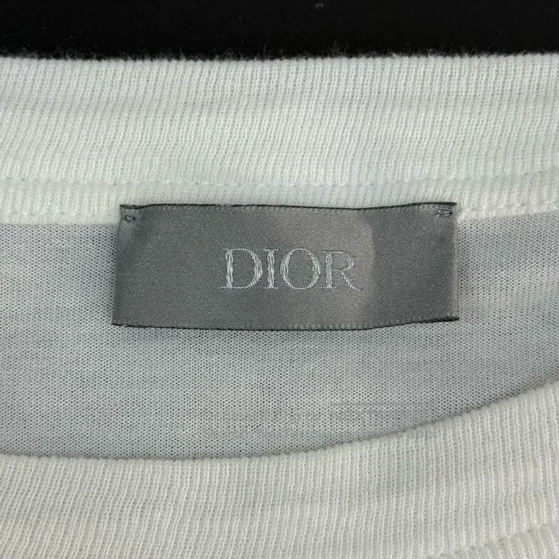 Dior Dior White slogan logo long sleeves Size US S / EU 44-46 / 1 - 5 Thumbnail