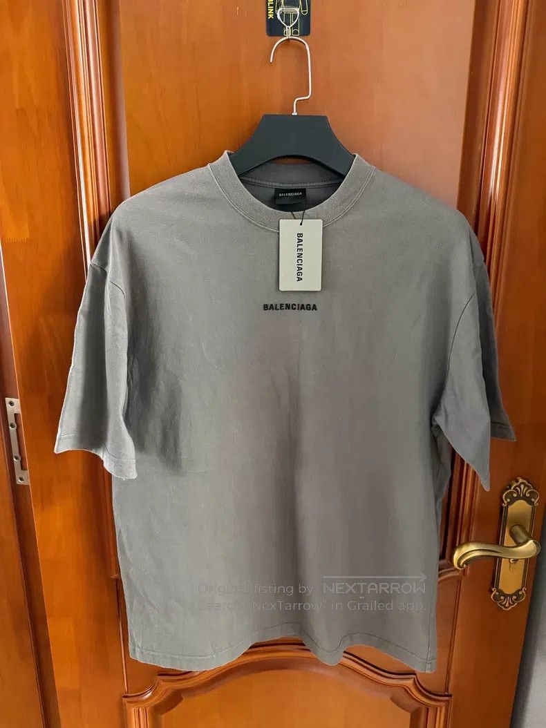 Balenciaga Balenciaga Grey embroidered front and back logo short-slee Size US S / EU 44-46 / 1 - 1 Thumbnail