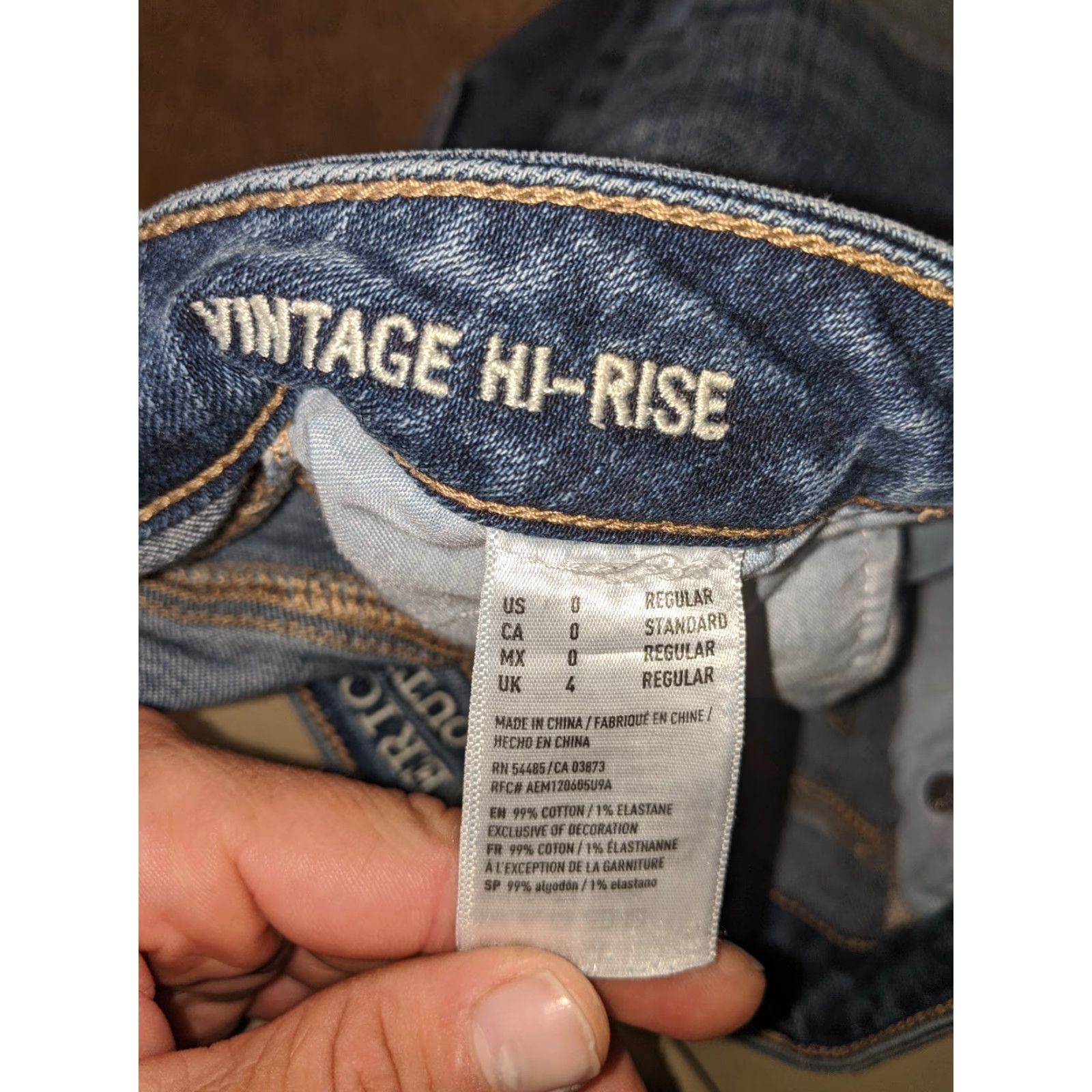 American Eagle Outfitters VINTAGE American Eagle Outfitters Jeans Crop Cropped High Rise Skinny 0 Womens 24 Inseam 25 Blue Denim 99% cotton 1% elastane N/A Size 25" / US 0 / IT 36 - 5 Thumbnail