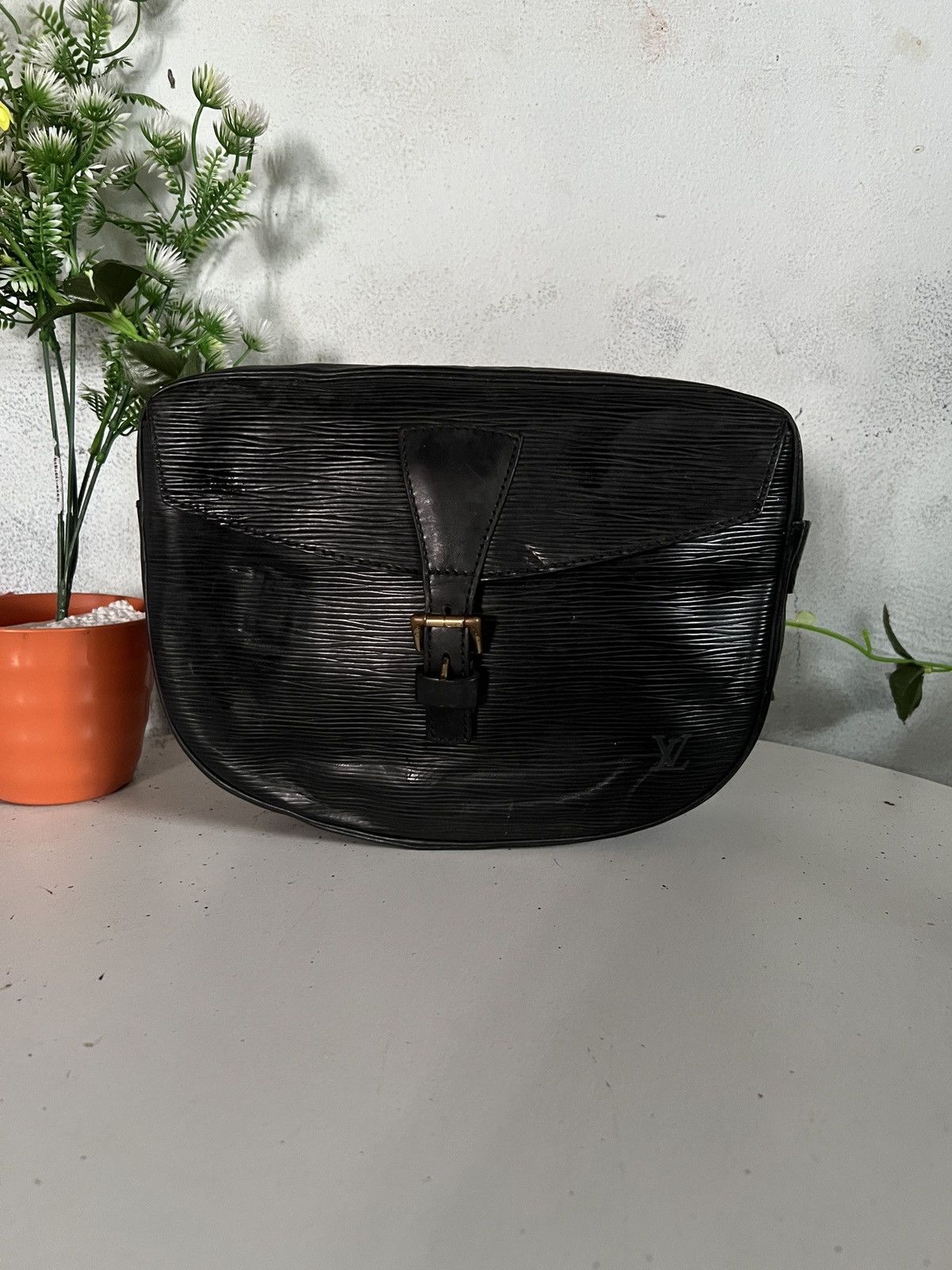 Louis Vuitton Authentic Louis Vuitton Juenne Pille Epi ❌no Soulder❌ Size ONE SIZE - 1 Thumbnail