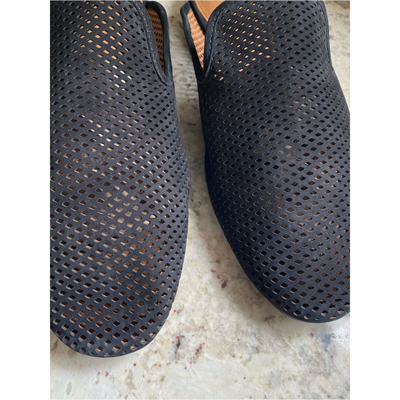 Frye FRYE $198 Gwen Black Leather Mesh Perforated Mule 9 EUC Size US 9 / IT 39 - 5 Thumbnail