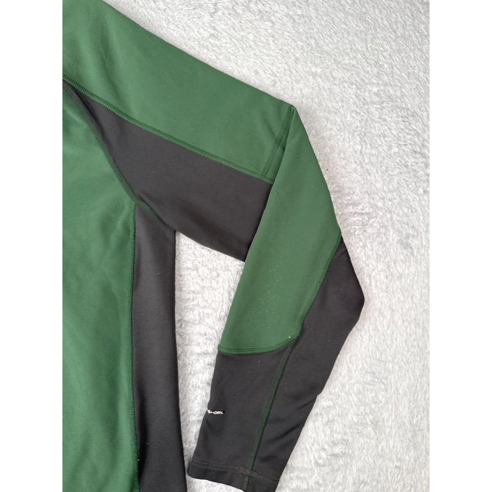 The North Face The North Face Shirt Men S Green Long Sleeve 1/4 Zip Mock Neck Colorful Outdoor All Seasons Mens Size US S / EU 44-46 / 1 - 3 Thumbnail