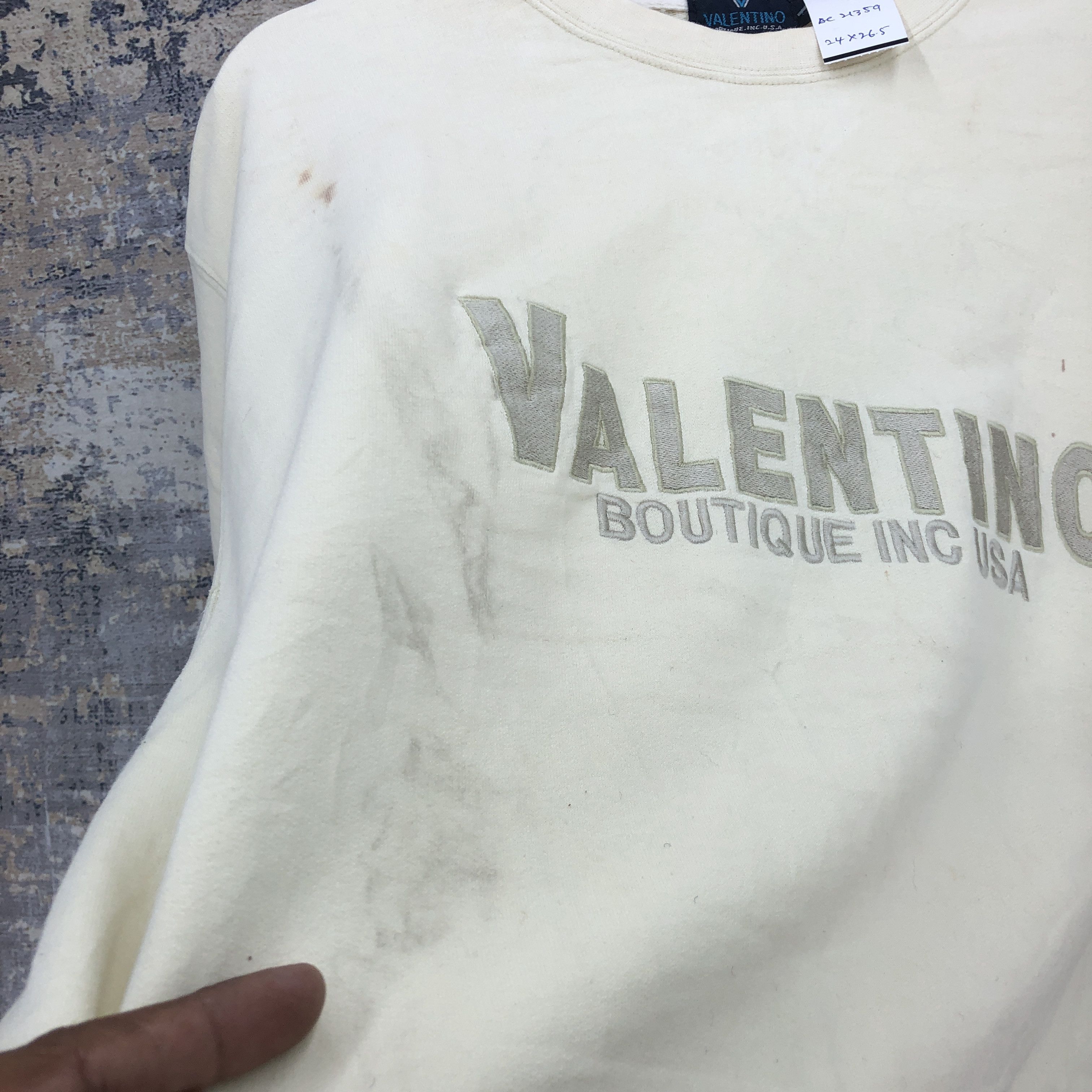 Valentino Vintage 90s Valentino Sweater Valentino Sweatshirt Jumper Size US L / EU 52-54 / 3 - 8 Thumbnail
